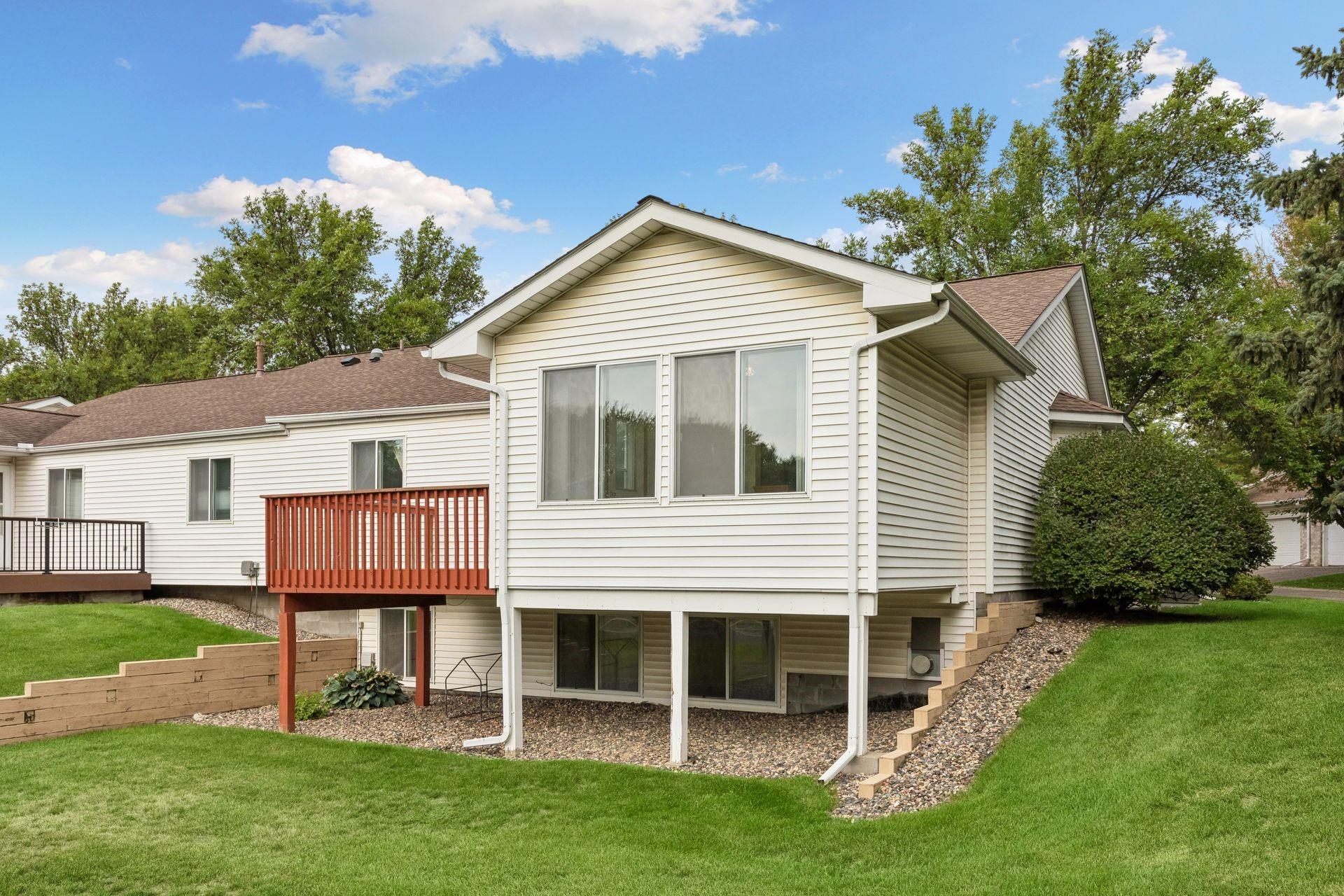 View of Residential at 14116 Essex Lane, Apple Valley MN 55124, Apple Valley (18 of 20) - Mike Wilen | Minnesota Team Real Estate
