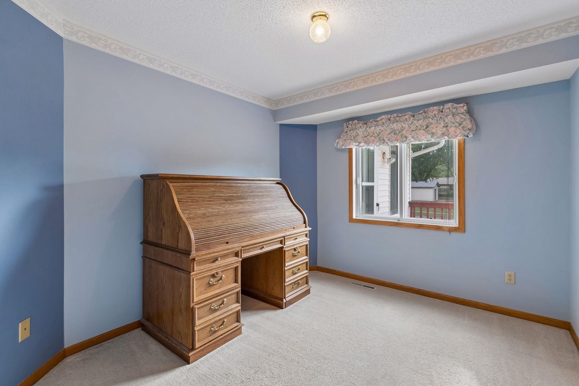 View of Residential at 14116 Essex Lane, Apple Valley MN 55124, Apple Valley (10 of 20) - Mike Wilen | Minnesota Team Real Estate