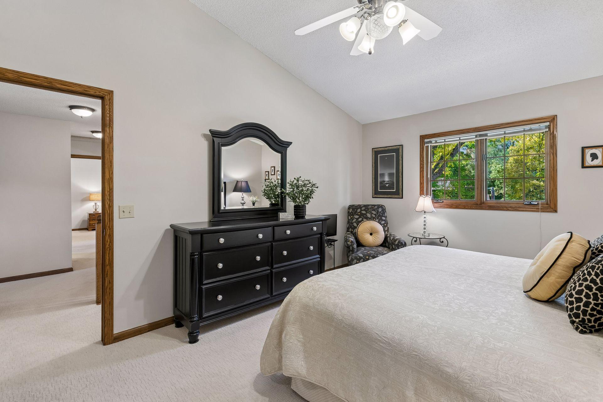 View of Residential at 10001 Chowen Avenue, Bloomington MN 55431, Bloomington (37 of 59) - Mike Wilen | Minnesota Team Real Estate