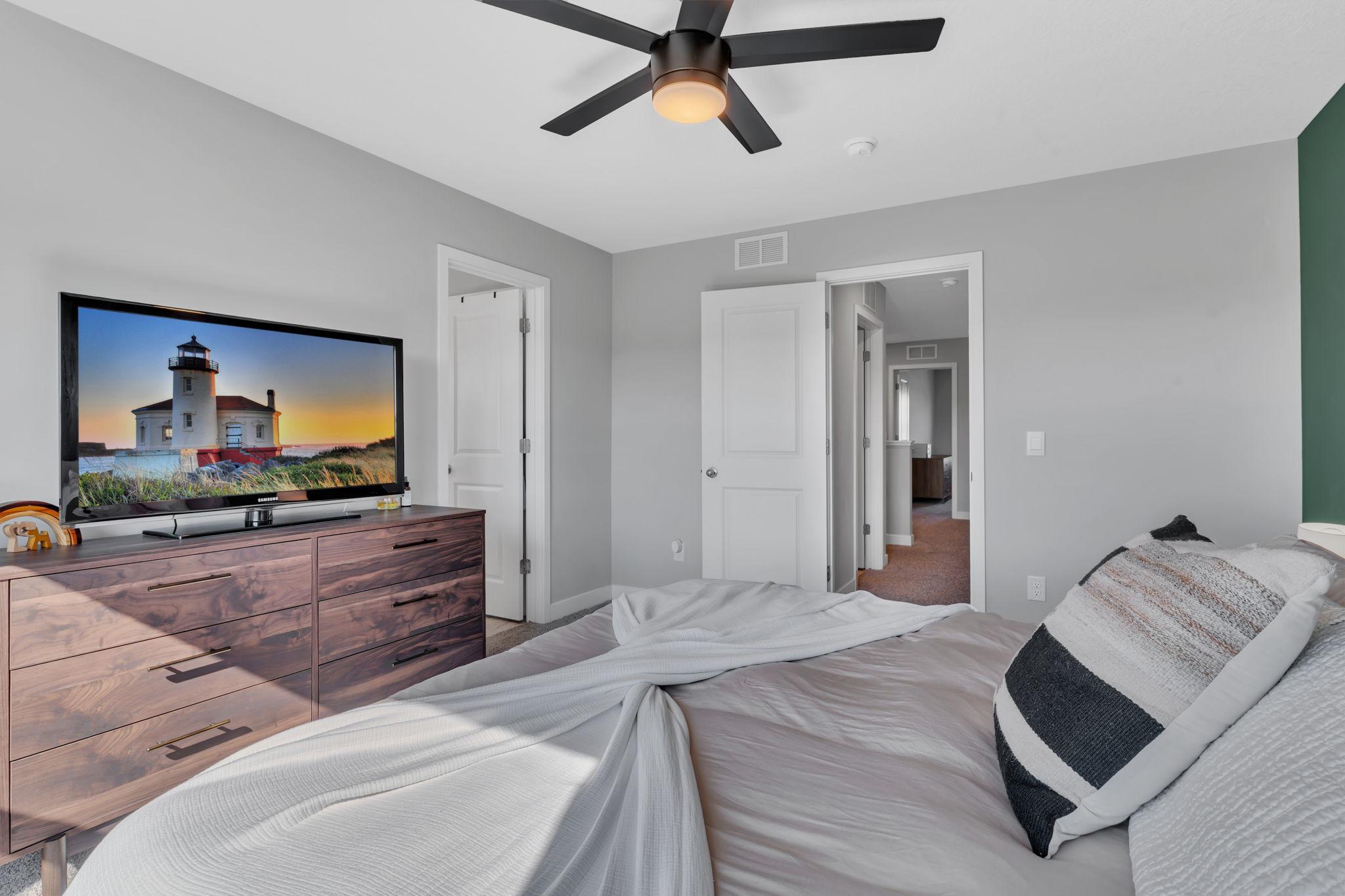View of Residential at 19411 136th Avenue, Rogers MN 55374, Rogers (22 of 45) - Mike Wilen | Minnesota Team Real Estate