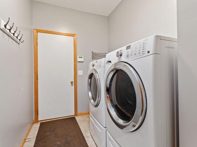 View of Residential at 339 Summer Place, Maplewood MN 55117, Maplewood (22 of 28) - Mike Wilen | Minnesota Team Real Estate