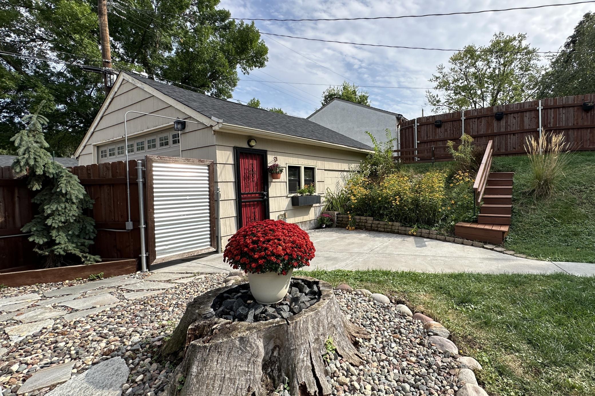 View of Residential at 3429 Buchanan Street, Minneapolis MN 55418, Minneapolis (26 of 38) - Mike Wilen | Minnesota Team Real Estate