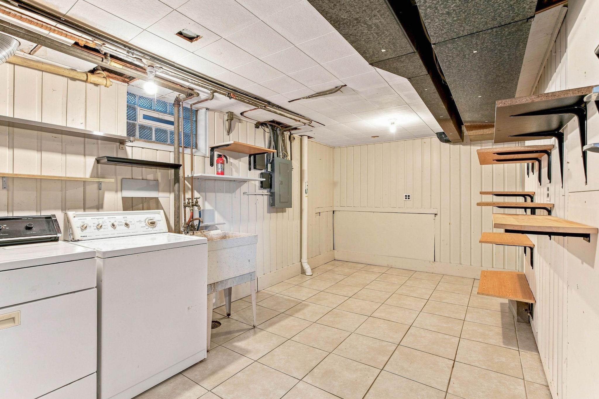 View of Residential at 3429 Buchanan Street, Minneapolis MN 55418, Minneapolis (20 of 38) - Mike Wilen | Minnesota Team Real Estate