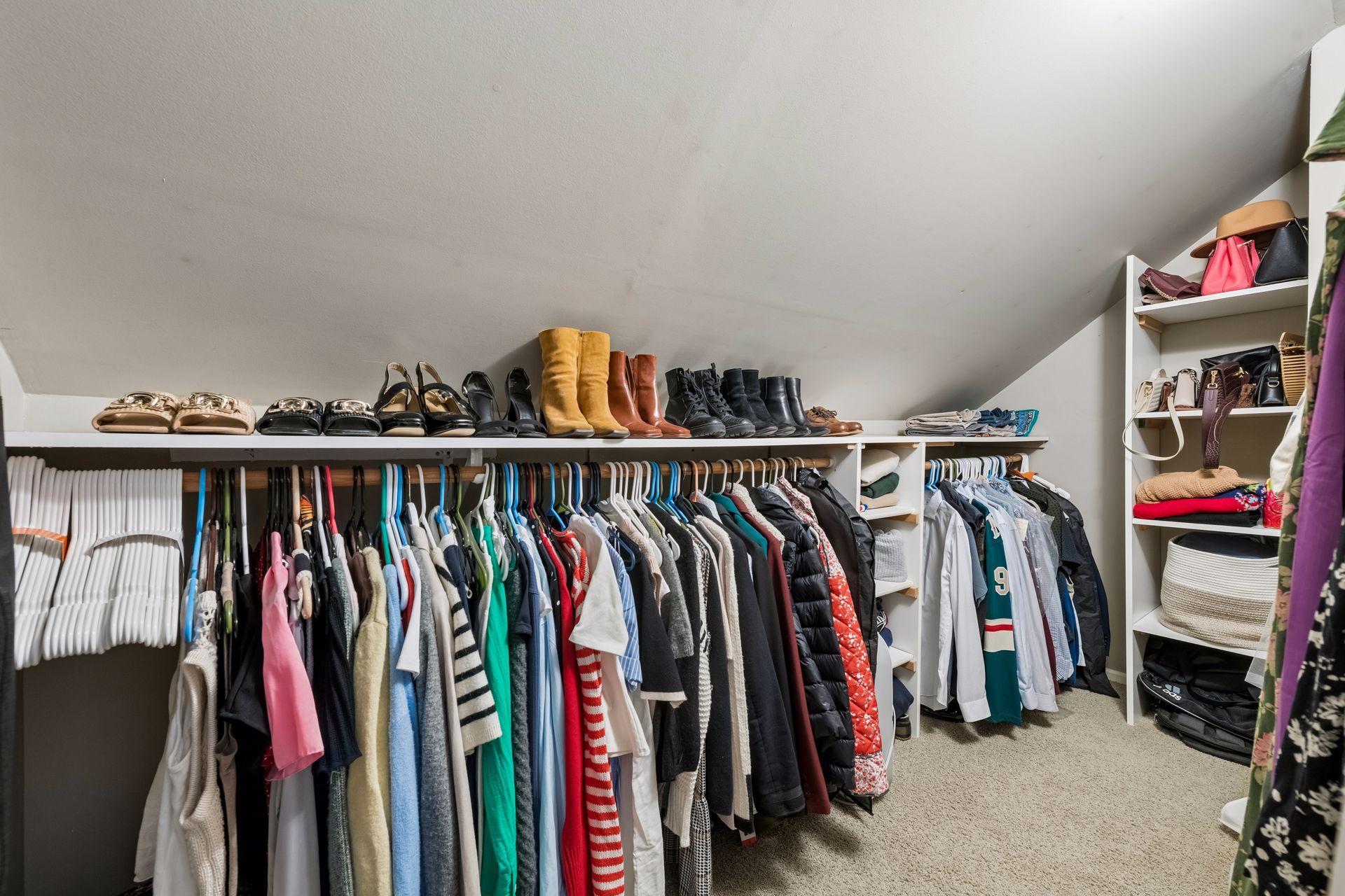 View of Residential at 4237 Abbott Avenue, Robbinsdale MN 55422, Robbinsdale (24 of 45) - Mike Wilen | Minnesota Team Real Estate
