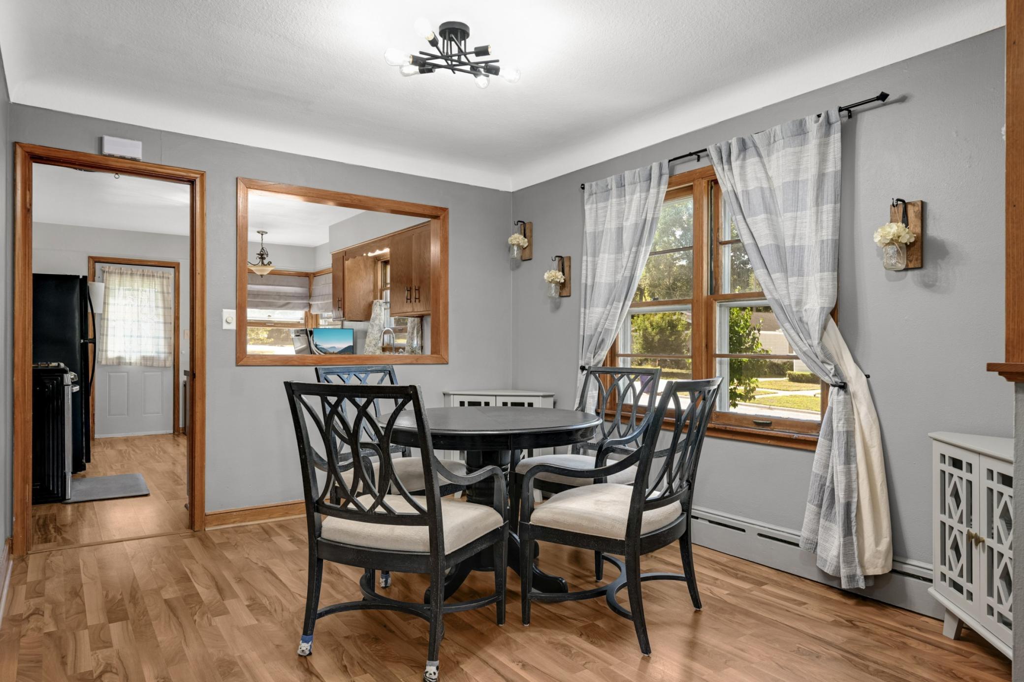 View of Residential at 684 Bidwell Street, Saint Paul MN 55107, Saint Paul (8 of 31) - Mike Wilen | Minnesota Team Real Estate