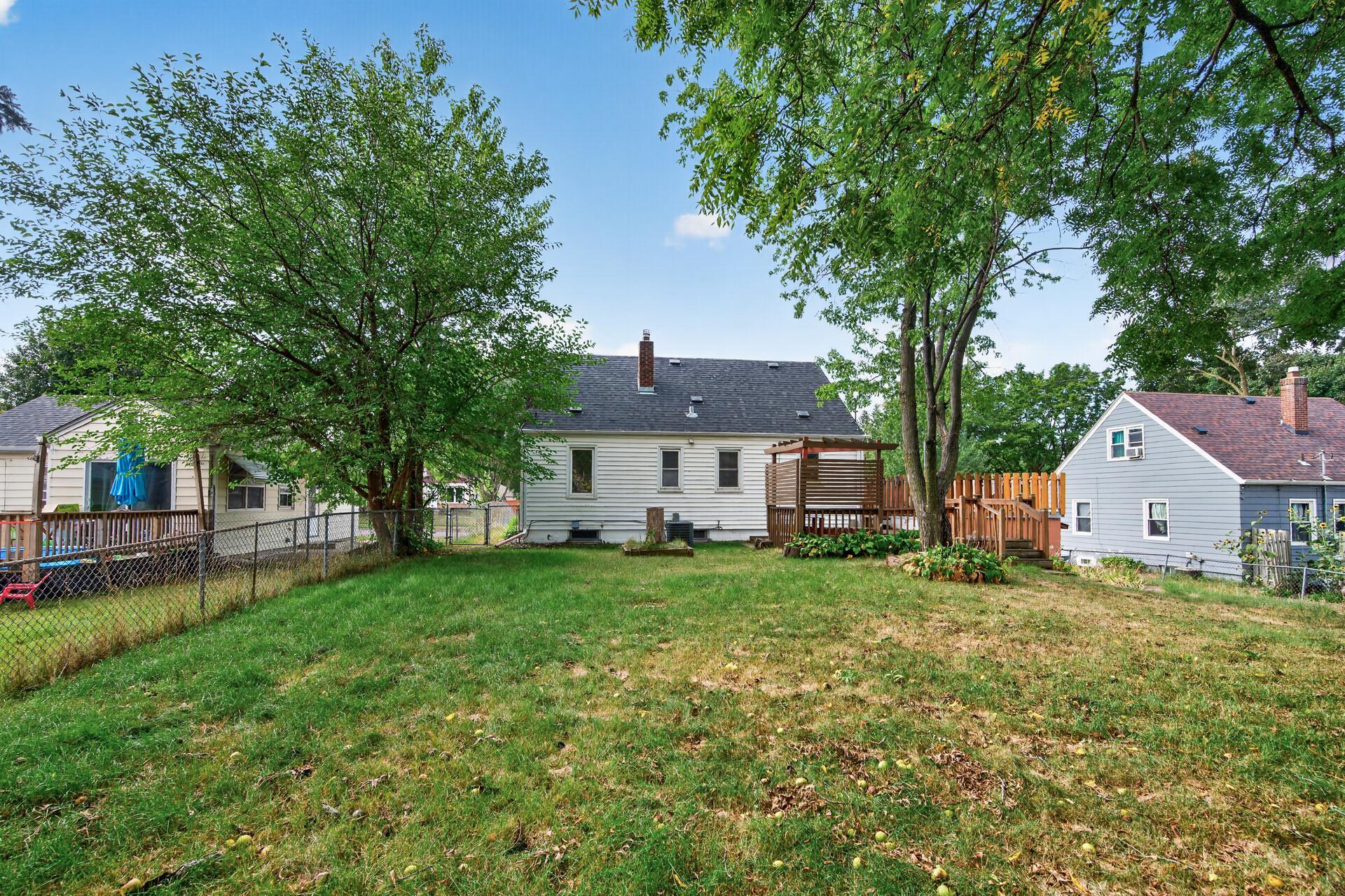 View of Residential at 2057 Sherwood Avenue, Saint Paul MN 55119, Saint Paul (21 of 21) - Mike Wilen | Minnesota Team Real Estate