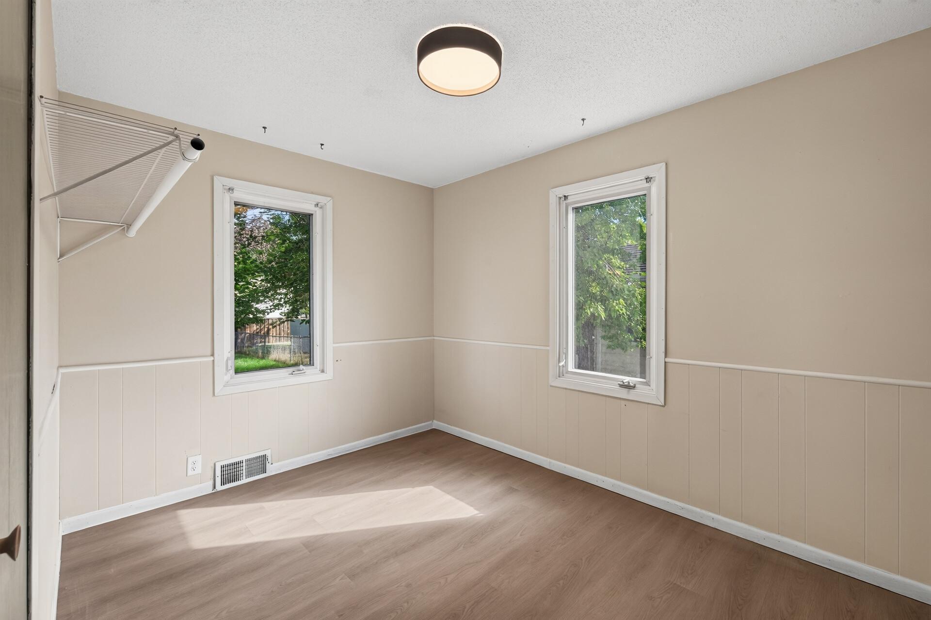 View of Residential at 2057 Sherwood Avenue, Saint Paul MN 55119, Saint Paul (9 of 21) - Mike Wilen | Minnesota Team Real Estate