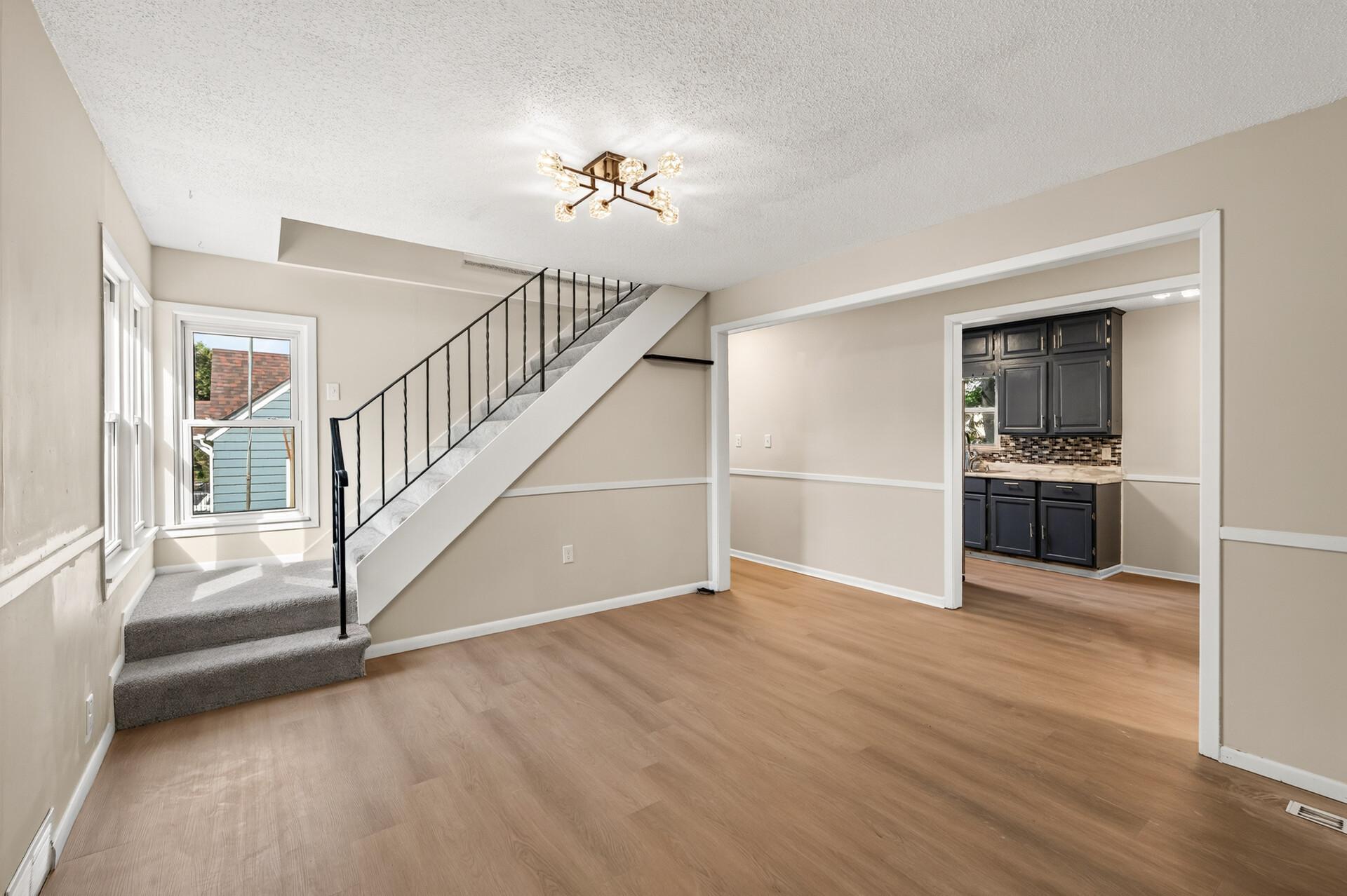 View of Residential at 2057 Sherwood Avenue, Saint Paul MN 55119, Saint Paul (2 of 21) - Mike Wilen | Minnesota Team Real Estate