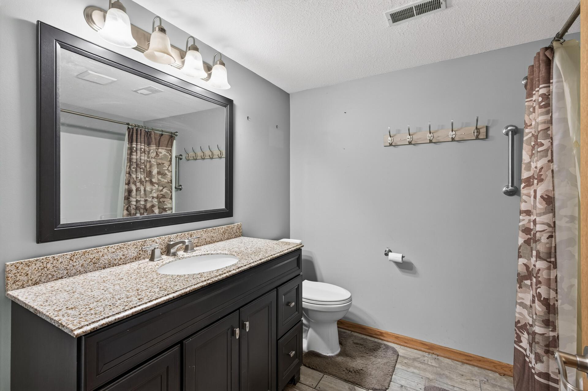 View of Residential at 4422 Madison Street, Columbia Heights MN 55421, Columbia Heights (19 of 27) - Mike Wilen | Minnesota Team Real Estate