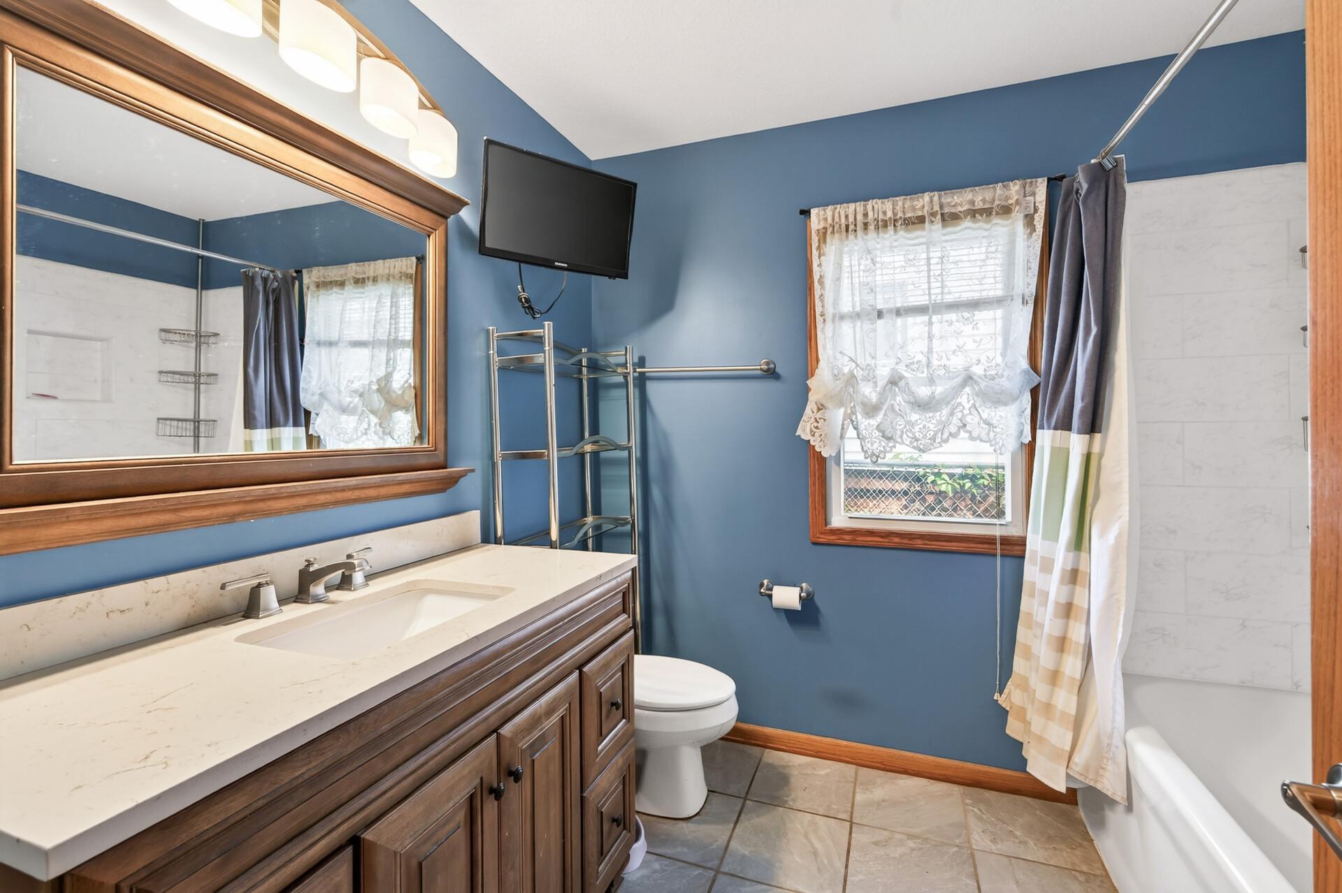 View of Residential at 4422 Madison Street, Columbia Heights MN 55421, Columbia Heights (14 of 27) - Mike Wilen | Minnesota Team Real Estate