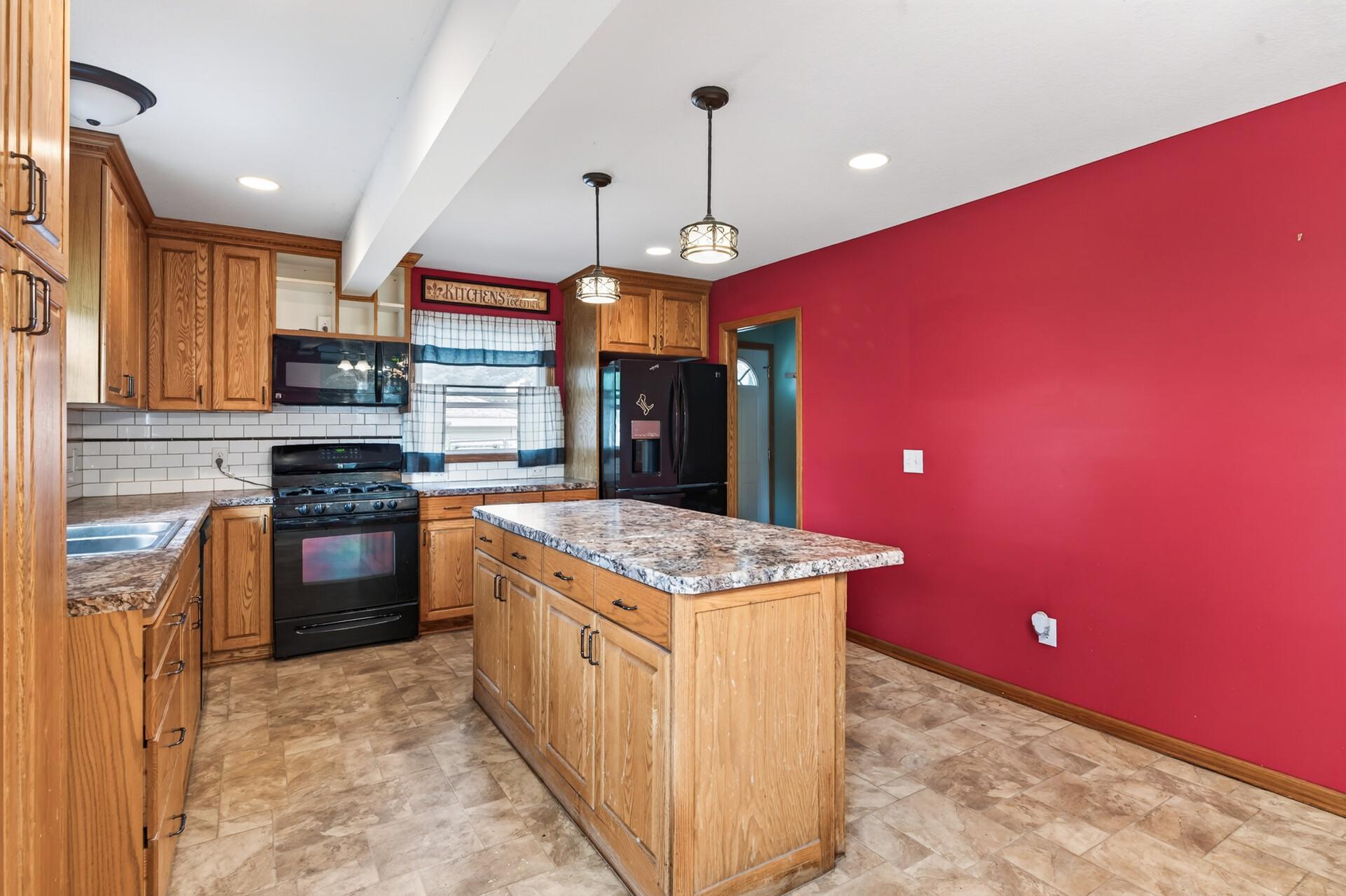 View of Residential at 4422 Madison Street, Columbia Heights MN 55421, Columbia Heights (5 of 27) - Mike Wilen | Minnesota Team Real Estate