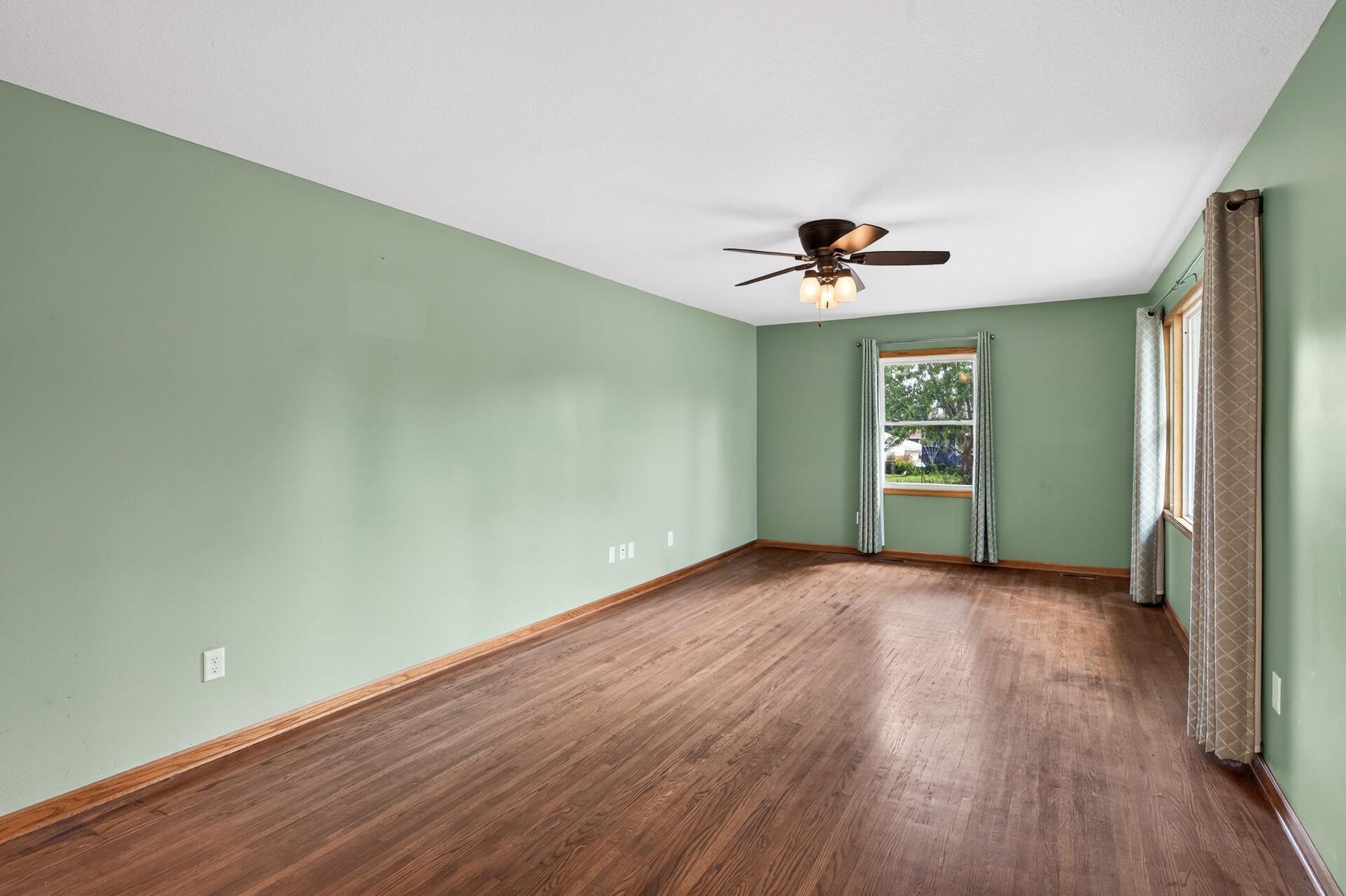 View of Residential at 4422 Madison Street, Columbia Heights MN 55421, Columbia Heights (10 of 27) - Mike Wilen | Minnesota Team Real Estate