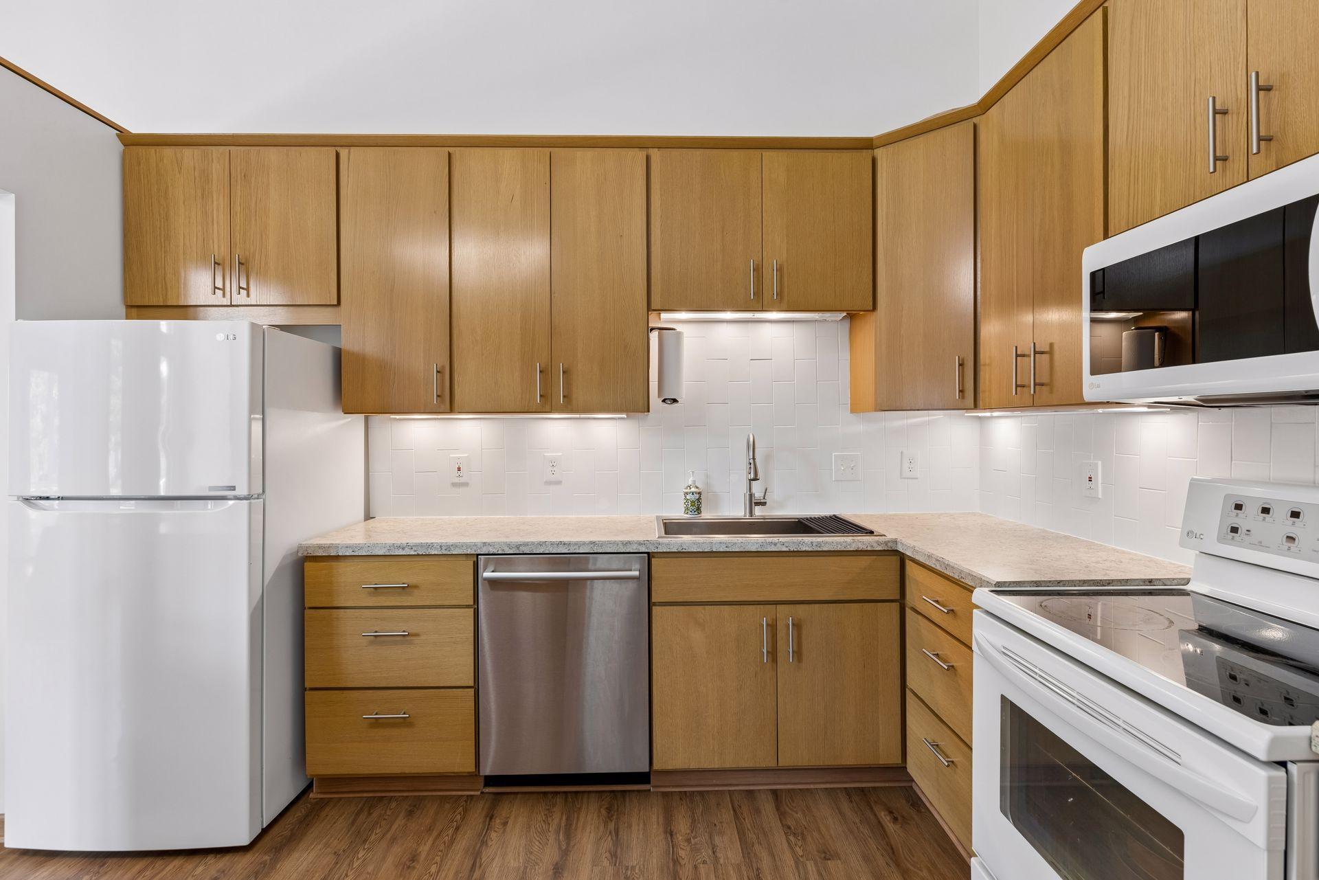 View of Residential at 236 6th Street, Minneapolis MN 55413, Minneapolis (11 of 28) - Mike Wilen | Minnesota Team Real Estate