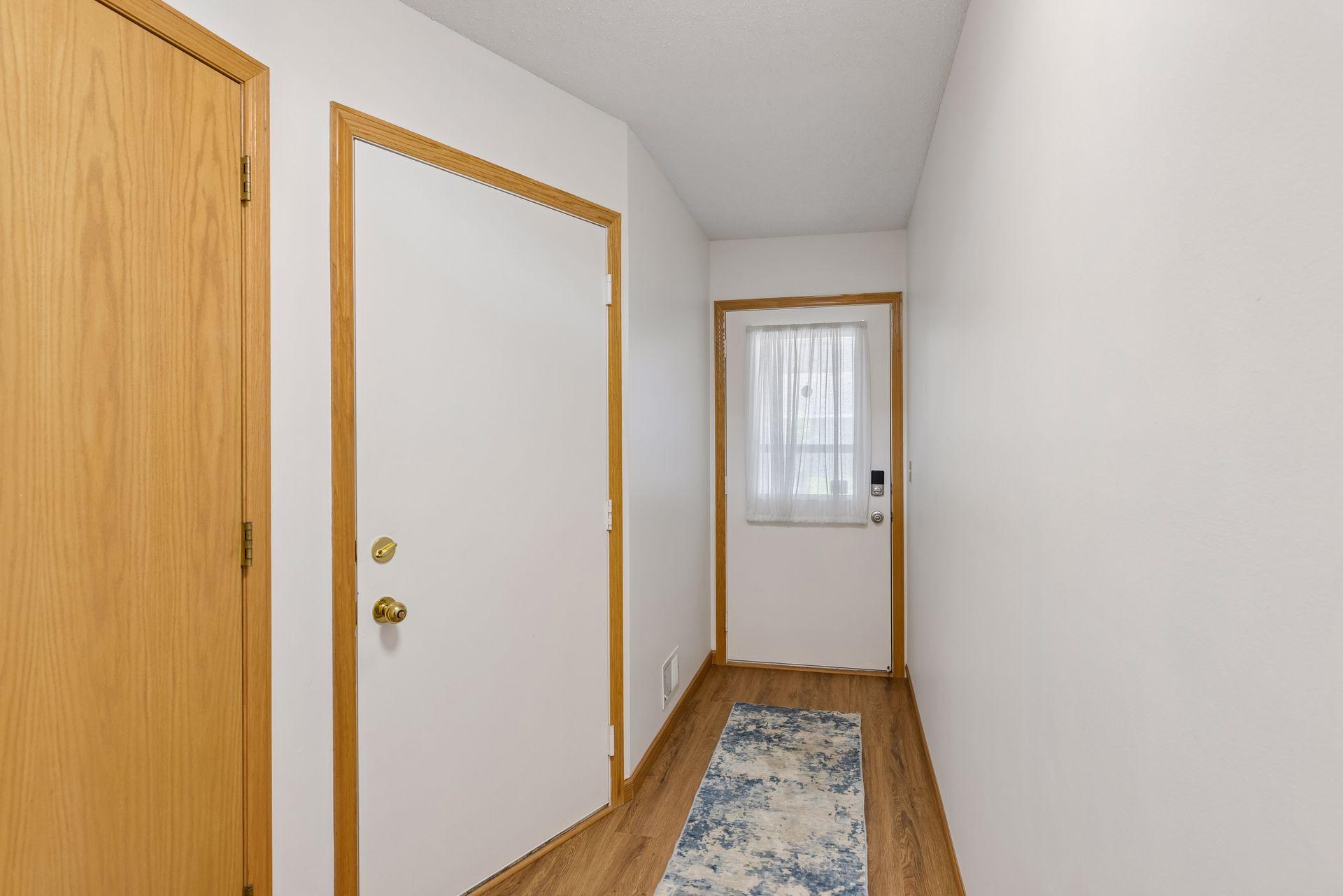 View of Residential at 236 6th Street, Minneapolis MN 55413, Minneapolis (19 of 28) - Mike Wilen | Minnesota Team Real Estate