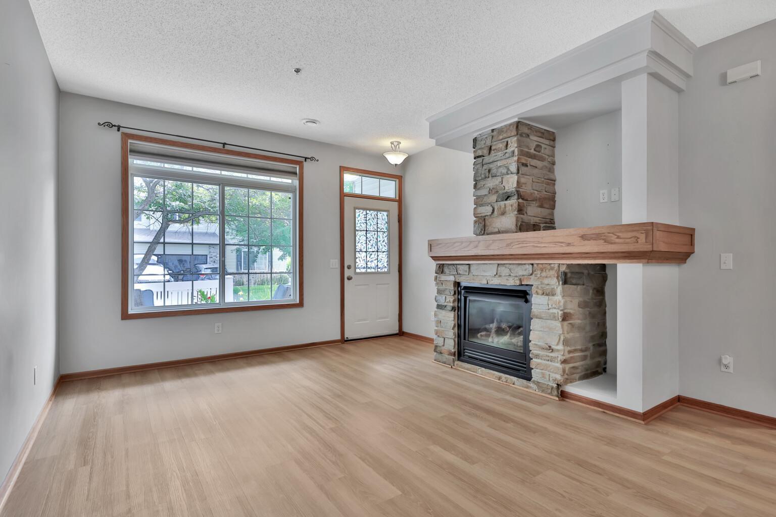 View of Residential at 750 Maple Hills Drive #B, Maplewood MN 55117, Maplewood (9 of 39) - Mike Wilen | Minnesota Team Real Estate