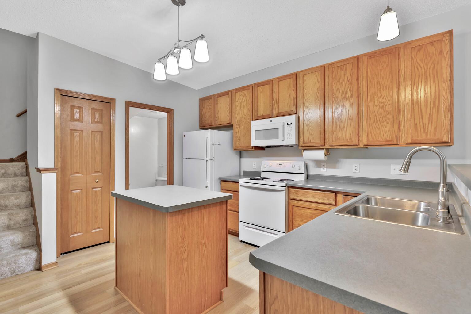 View of Residential at 750 Maple Hills Drive #B, Maplewood MN 55117, Maplewood (13 of 39) - Mike Wilen | Minnesota Team Real Estate