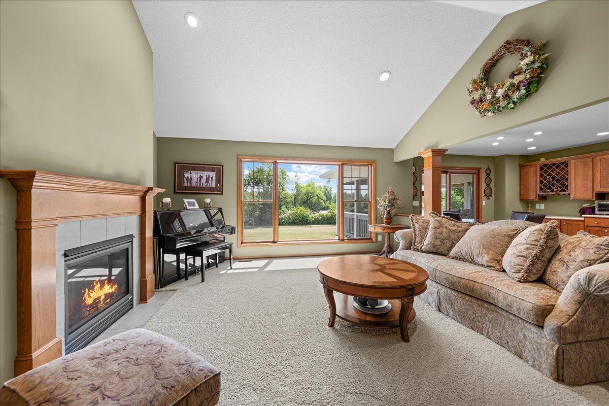 View of Residential at 9779 Wedgewood Circle, Woodbury MN 55125, Woodbury (13 of 35) - Mike Wilen | Minnesota Team Real Estate