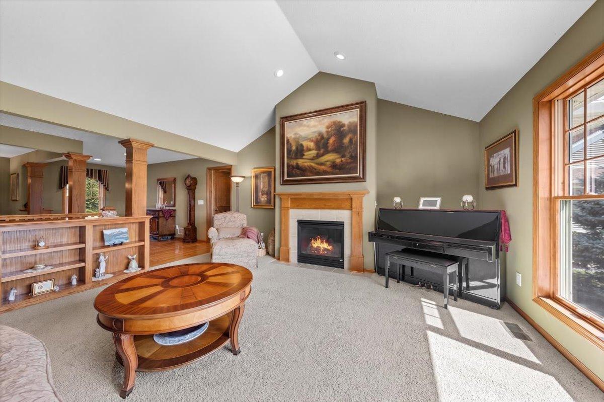 View of Residential at 9779 Wedgewood Circle, Woodbury MN 55125, Woodbury (11 of 35) - Mike Wilen | Minnesota Team Real Estate