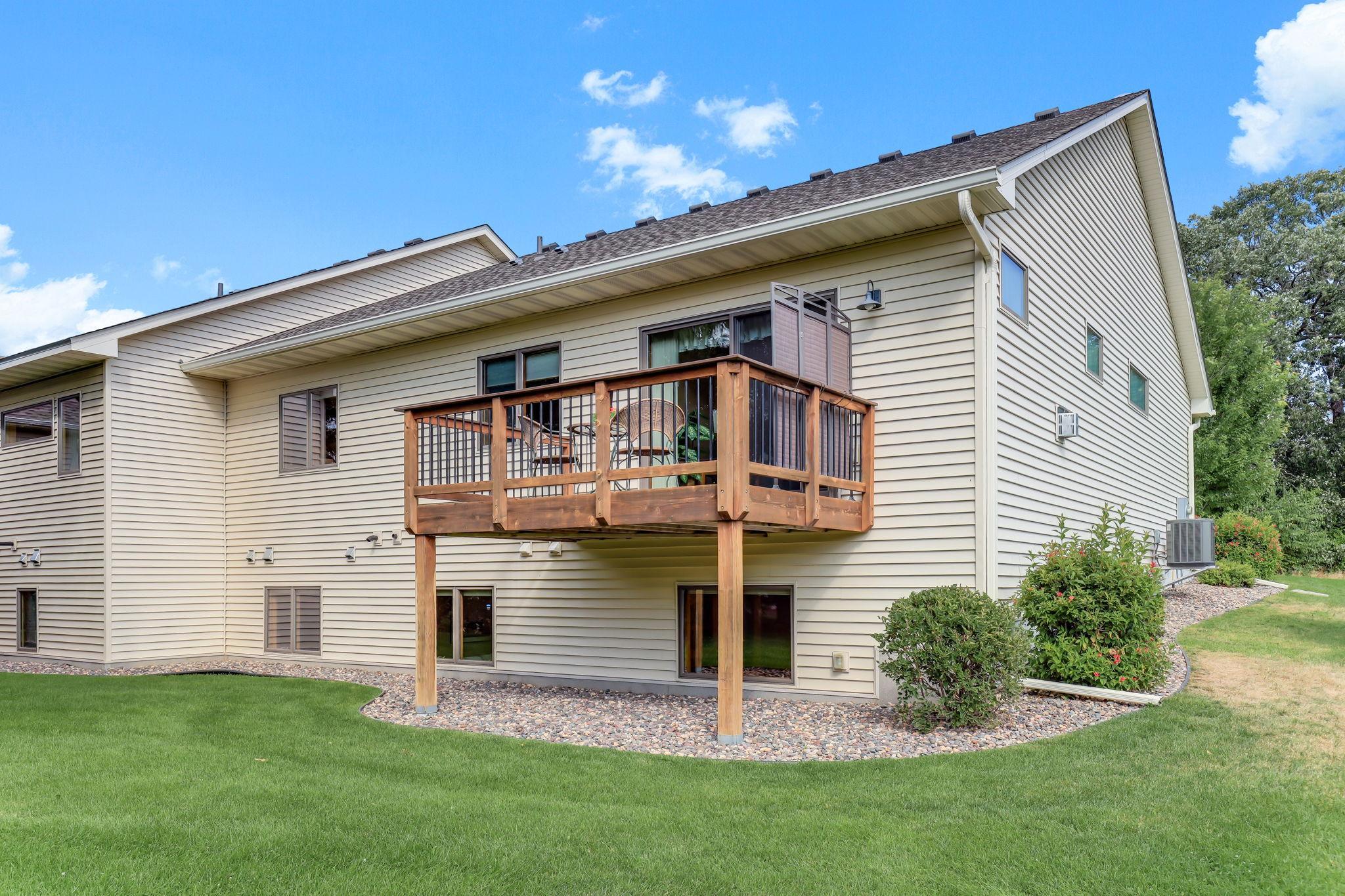 View of Residential at 2061 Cardinal Glen, North Saint Paul MN 55109, North Saint Paul (38 of 42) - Mike Wilen | Minnesota Team Real Estate