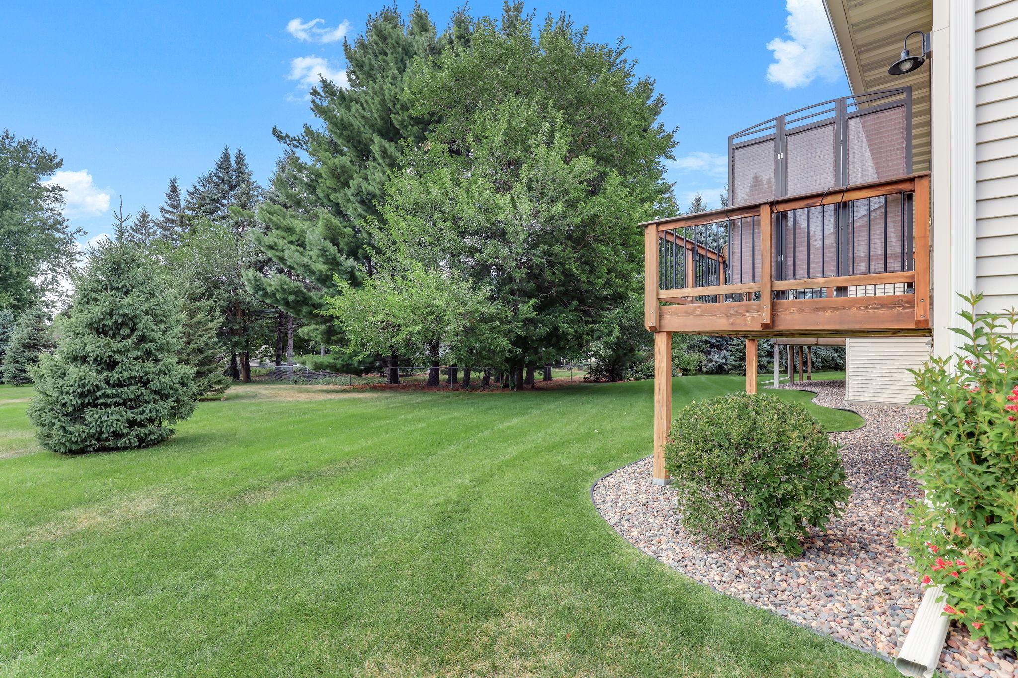 View of Residential at 2061 Cardinal Glen, North Saint Paul MN 55109, North Saint Paul (8 of 42) - Mike Wilen | Minnesota Team Real Estate