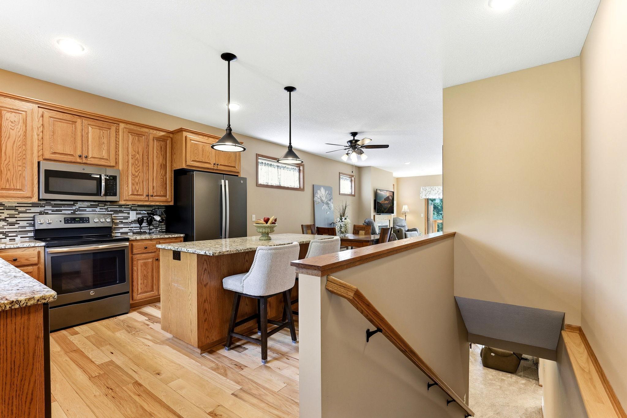 View of Residential at 2061 Cardinal Glen, North Saint Paul MN 55109, North Saint Paul (24 of 42) - Mike Wilen | Minnesota Team Real Estate