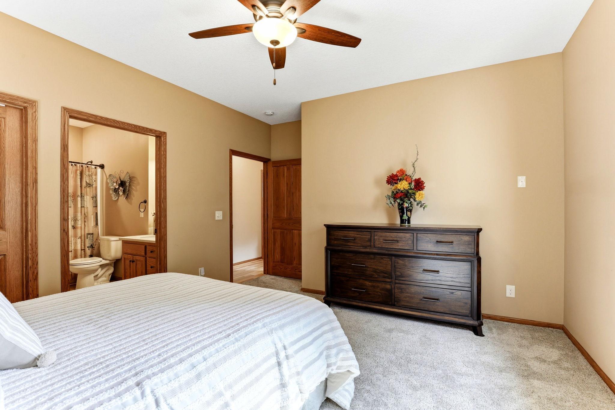 View of Residential at 2061 Cardinal Glen, North Saint Paul MN 55109, North Saint Paul (20 of 42) - Mike Wilen | Minnesota Team Real Estate