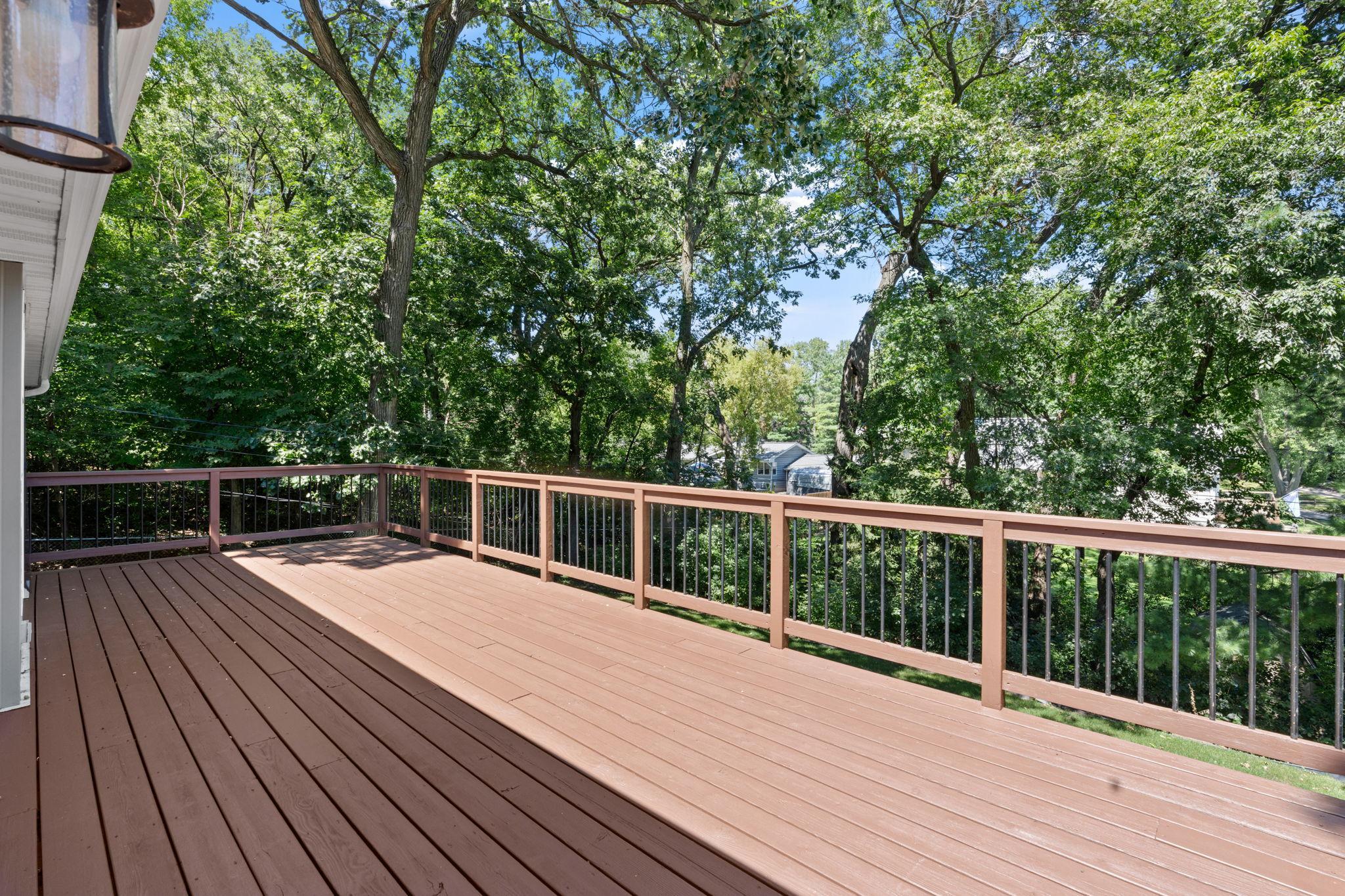 View of Residential at 12918 Rutledge Circle, Minnetonka MN 55305, Minnetonka (12 of 33) - Mike Wilen | Minnesota Team Real Estate