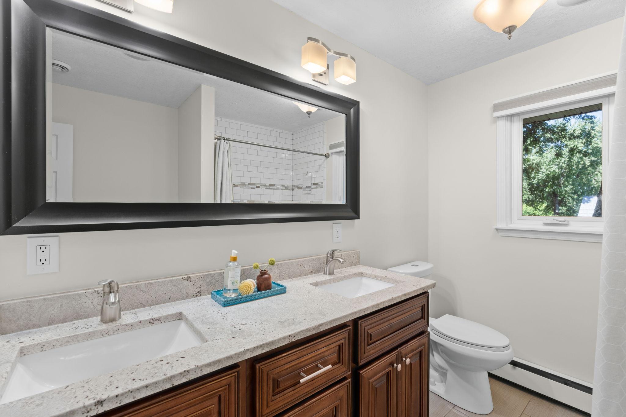 View of Residential at 12918 Rutledge Circle, Minnetonka MN 55305, Minnetonka (17 of 33) - Mike Wilen | Minnesota Team Real Estate