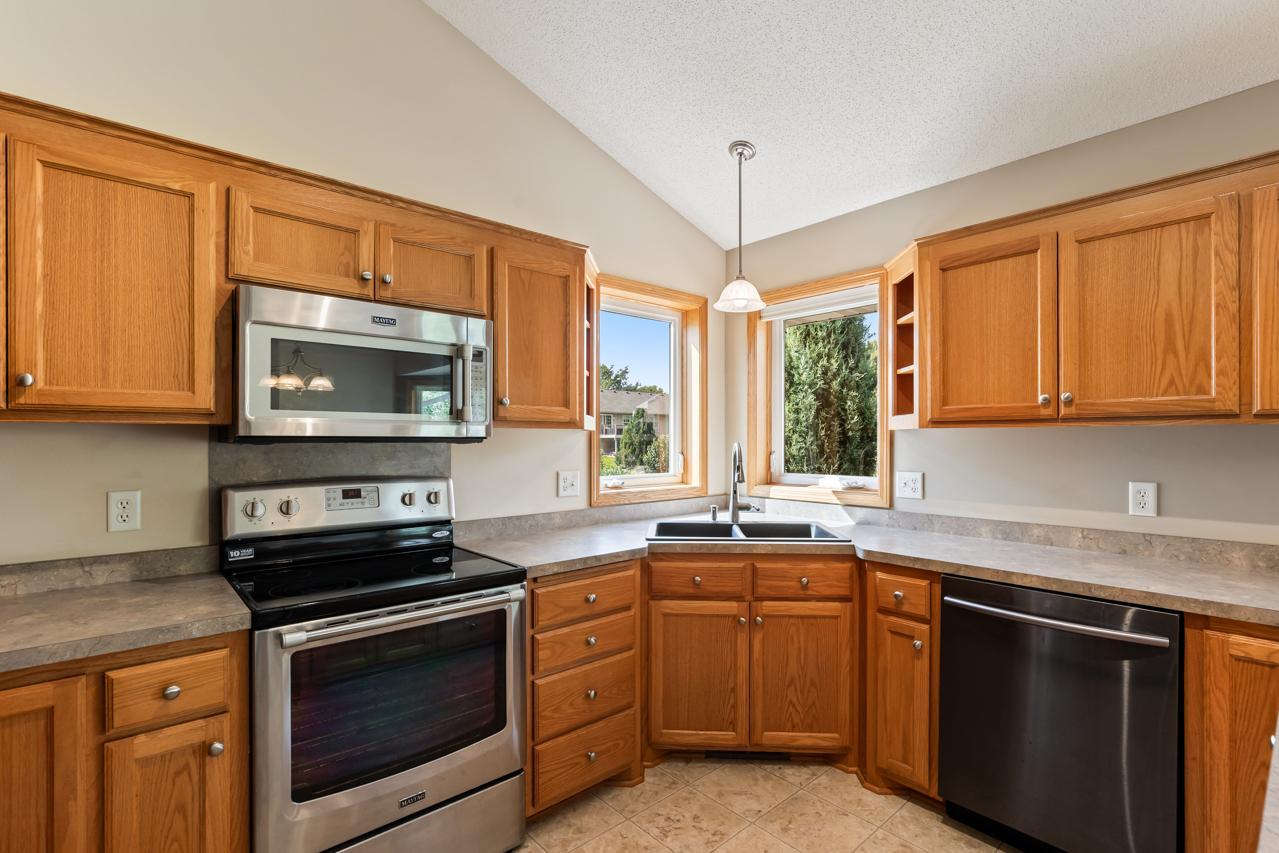 View of Residential at 18854 Dupont Way, Farmington MN 55024, Farmington (6 of 34) - Mike Wilen | Minnesota Team Real Estate
