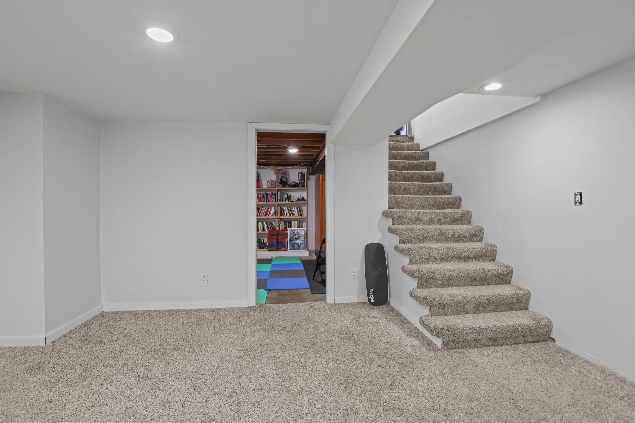 View of Residential at 3680 Fairlane Street, White Bear Lake MN 55110, White Bear Lake (21 of 34) - Mike Wilen | Minnesota Team Real Estate