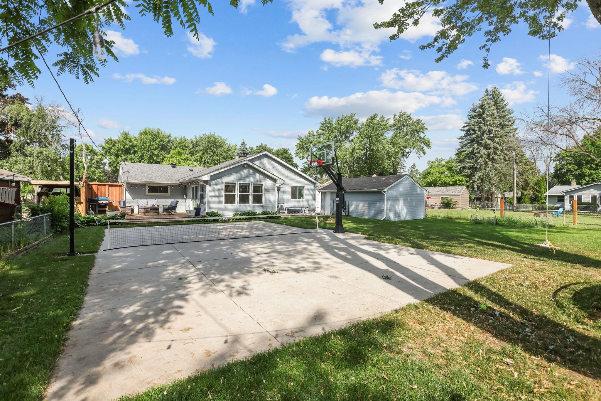 View of Residential at 3680 Fairlane Street, White Bear Lake MN 55110, White Bear Lake (28 of 34) - Mike Wilen | Minnesota Team Real Estate