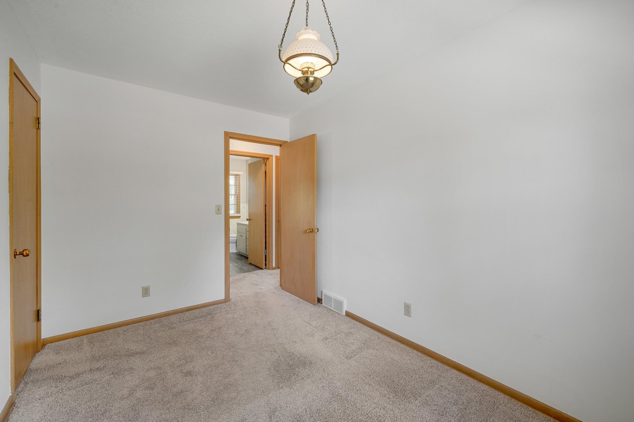 View of Residential at 903 Parallel Street, Chaska MN 55318, Chaska (19 of 51) - Mike Wilen | Minnesota Team Real Estate