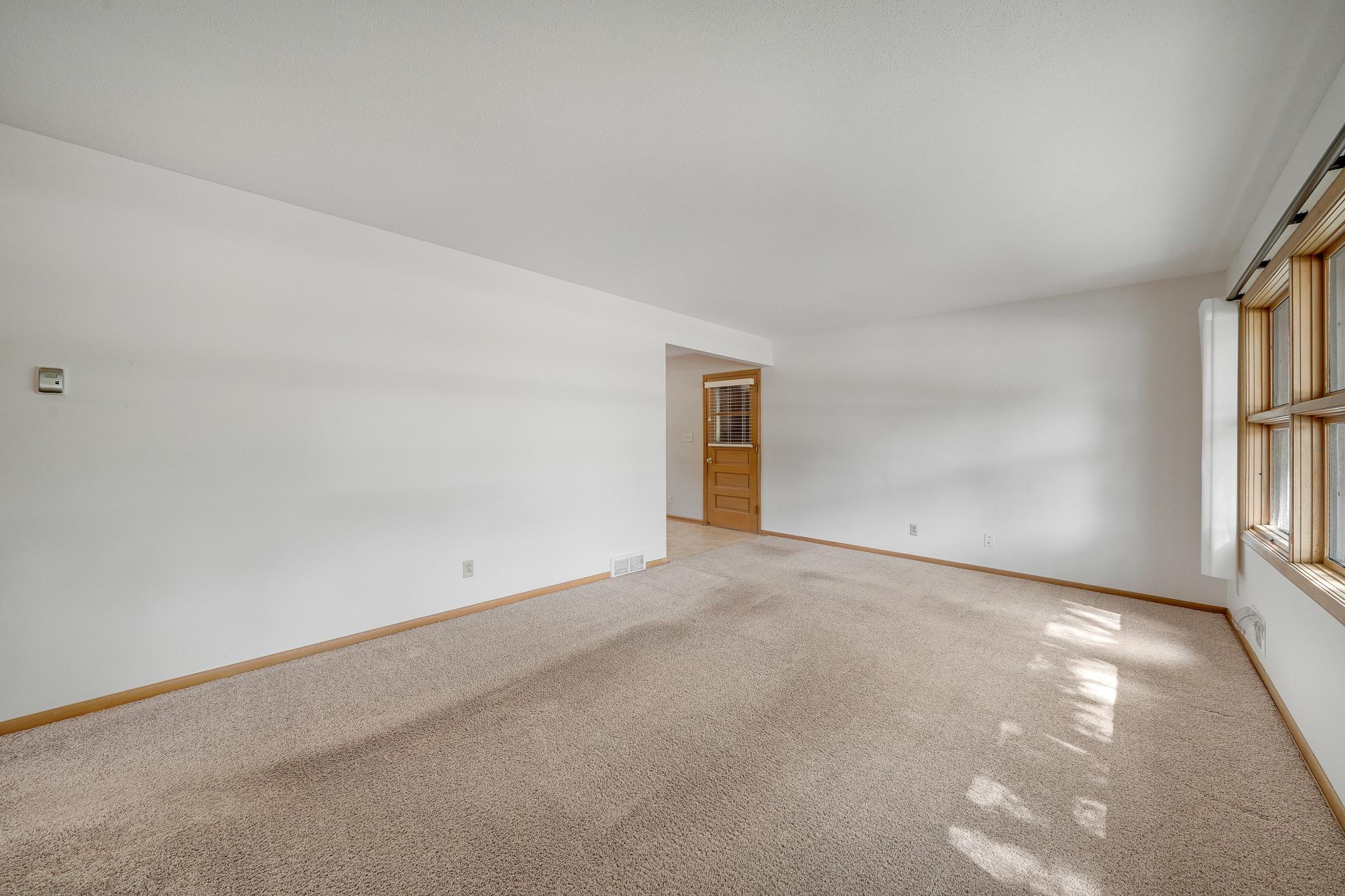 View of Residential at 903 Parallel Street, Chaska MN 55318, Chaska (4 of 51) - Mike Wilen | Minnesota Team Real Estate