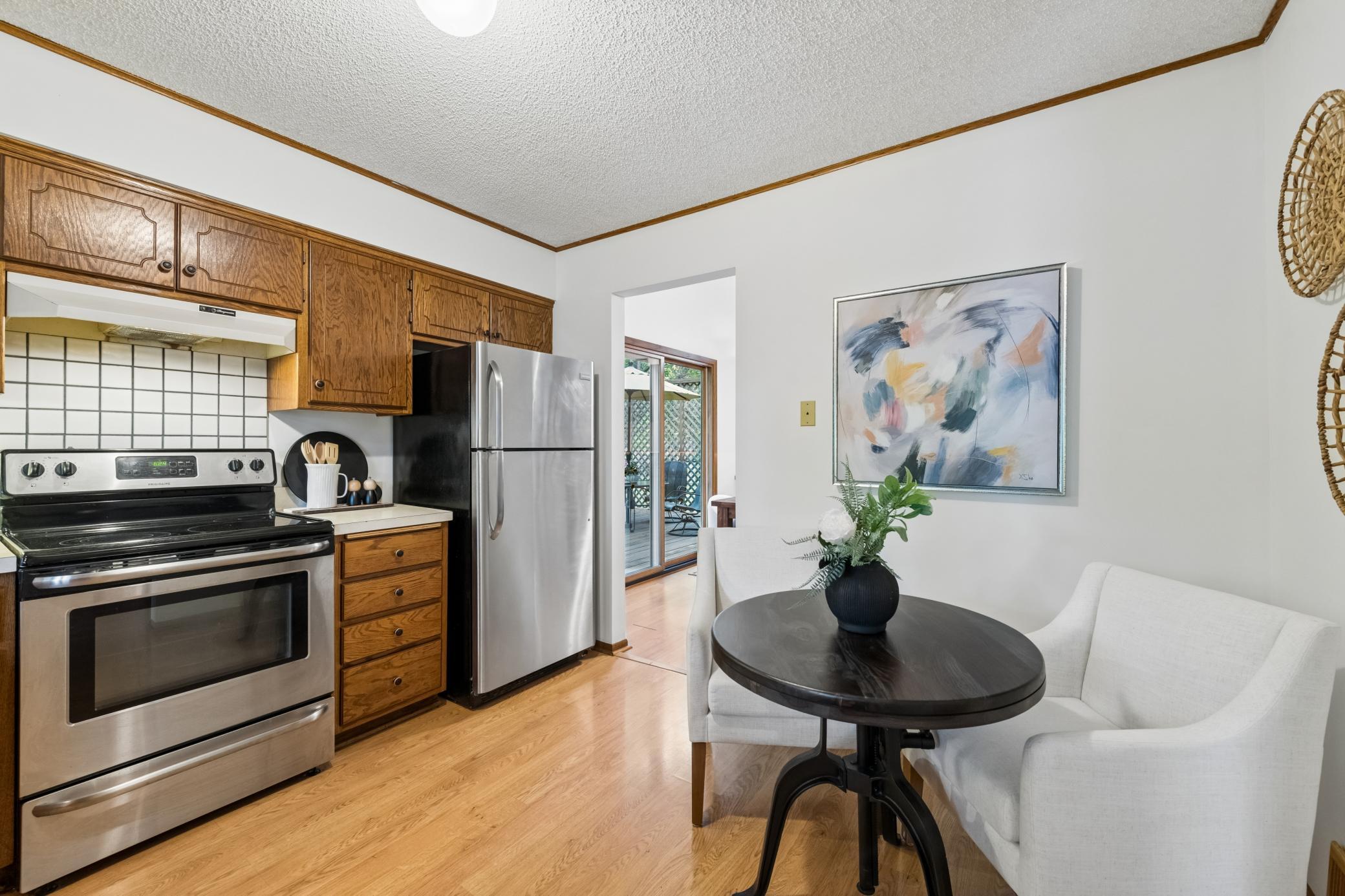 View of Residential at 951 Redwing Court, Chanhassen MN 55317, Chanhassen (10 of 42) - Mike Wilen | Minnesota Team Real Estate