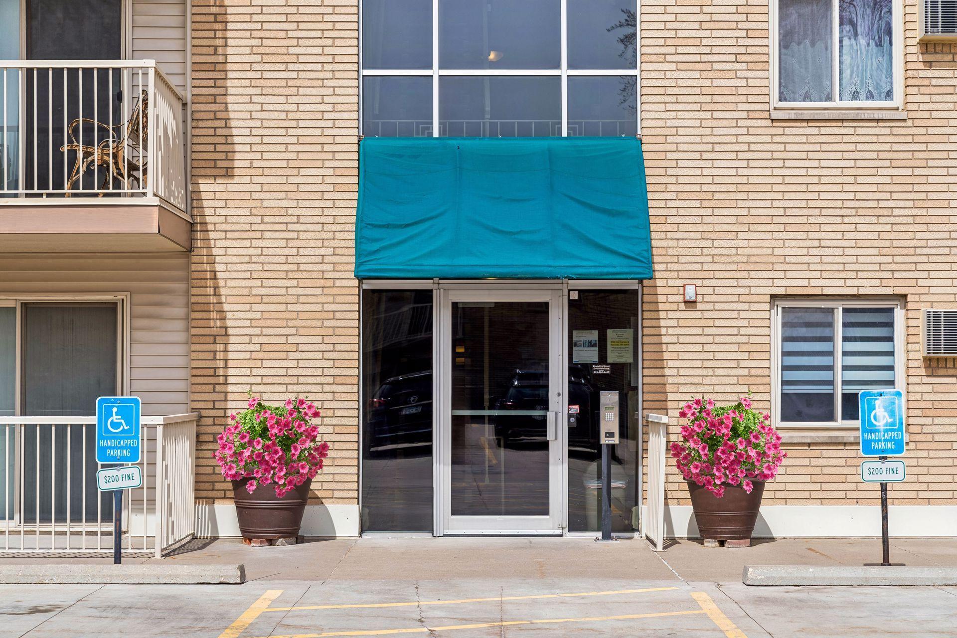 View of Residential at 3155 Old Highway 8 #306, Roseville MN 55418, Roseville (23 of 26) - Mike Wilen | Minnesota Team Real Estate