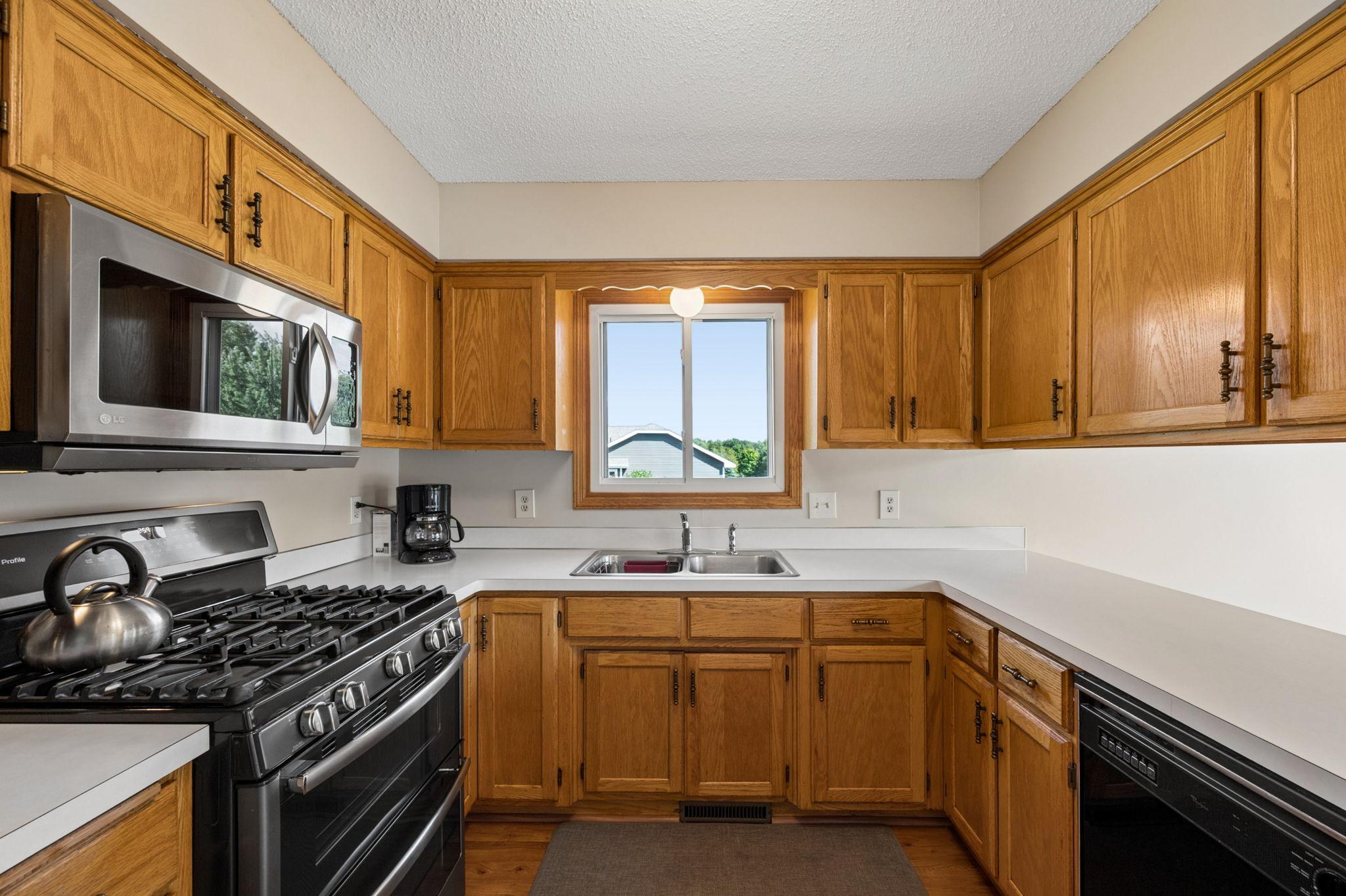 View of Residential at 10315 99th Street, Otsego MN 55362, Otsego (23 of 68) - Mike Wilen | Minnesota Team Real Estate