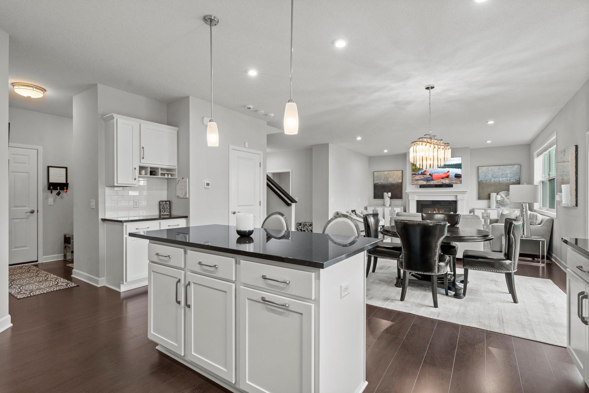 View of Residential at 4313 Schilling Way, Woodbury MN 55129, Woodbury (9 of 48) - Mike Wilen | Minnesota Team Real Estate