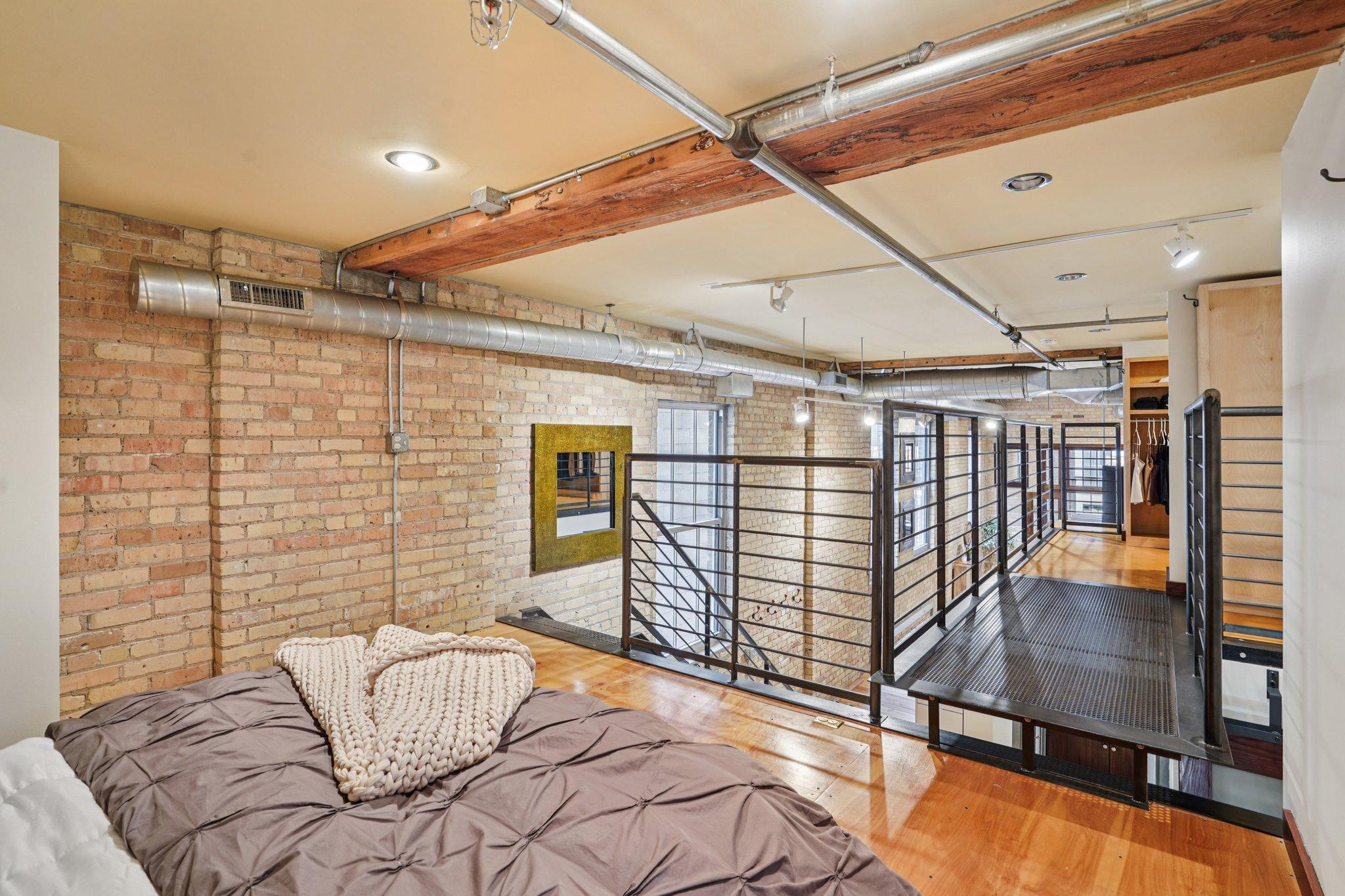 View of Residential at 801 Washington Avenue #222, Minneapolis MN 55401, Minneapolis (28 of 52) - Mike Wilen | Minnesota Team Real Estate