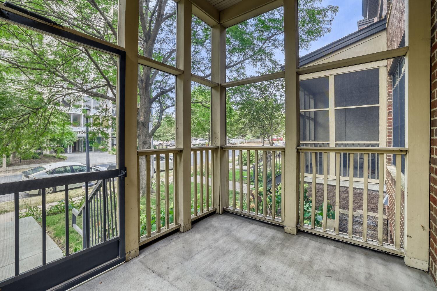 View of Residential at 811 Thornton Street, Minneapolis MN 55414, Minneapolis (3 of 28) - Mike Wilen | Minnesota Team Real Estate