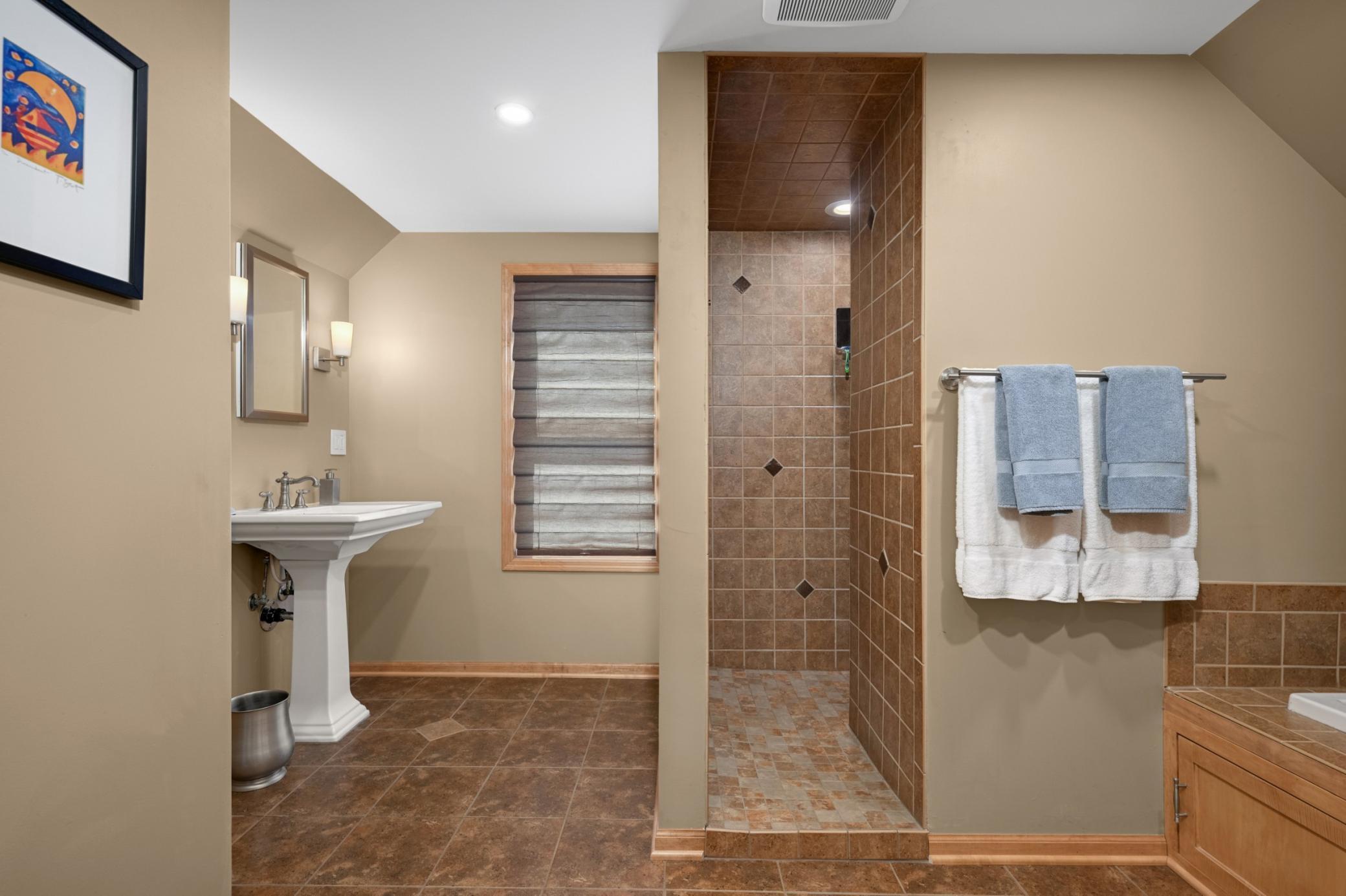 View of Residential at 4216 Utica Avenue, Saint Louis Park MN 55416, Saint Louis Park (18 of 29) - Mike Wilen | Minnesota Team Real Estate