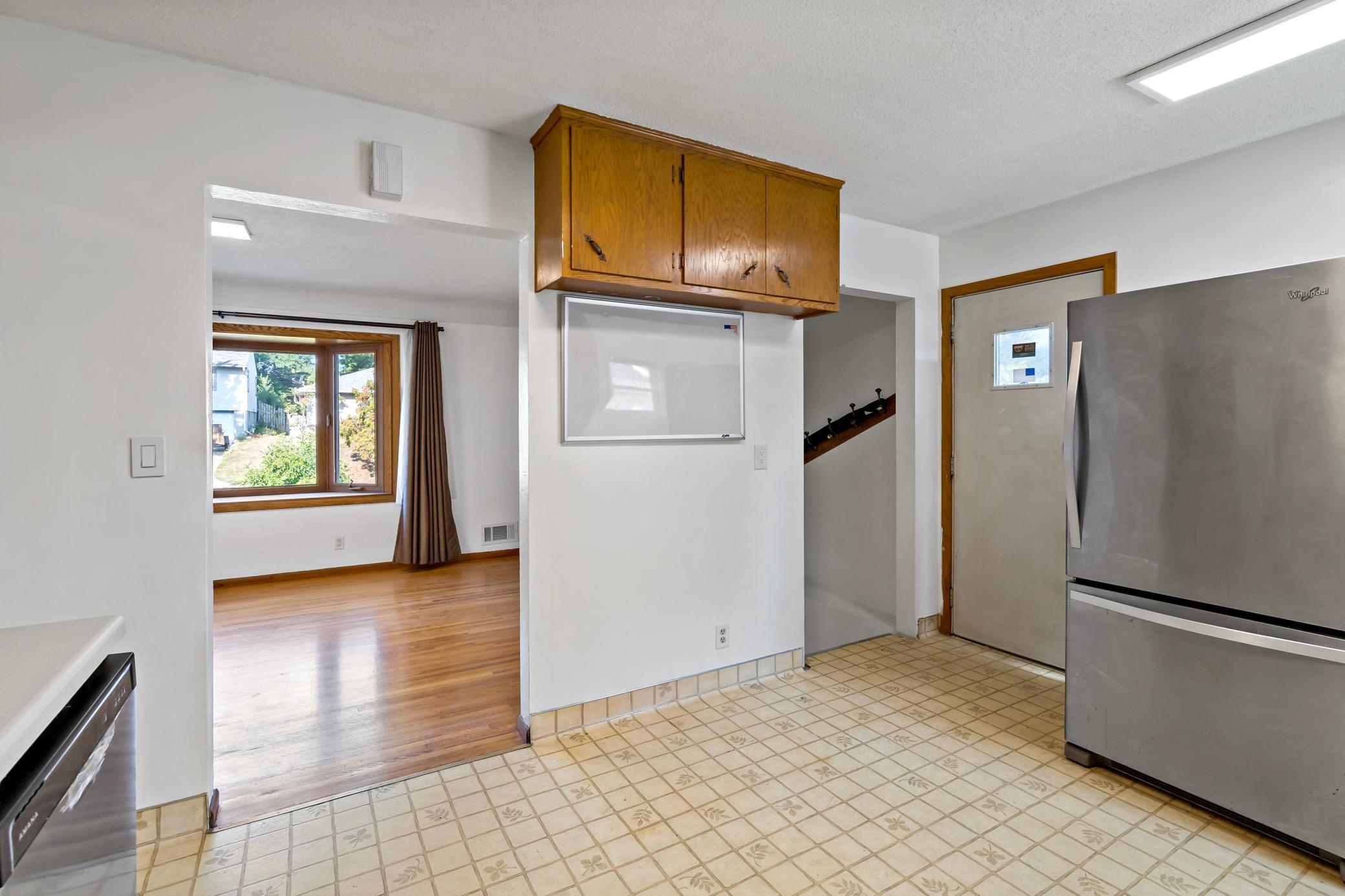View of Residential at 407 12th Avenue, South Saint Paul MN 55075, South Saint Paul (12 of 44) - Mike Wilen | Minnesota Team Real Estate