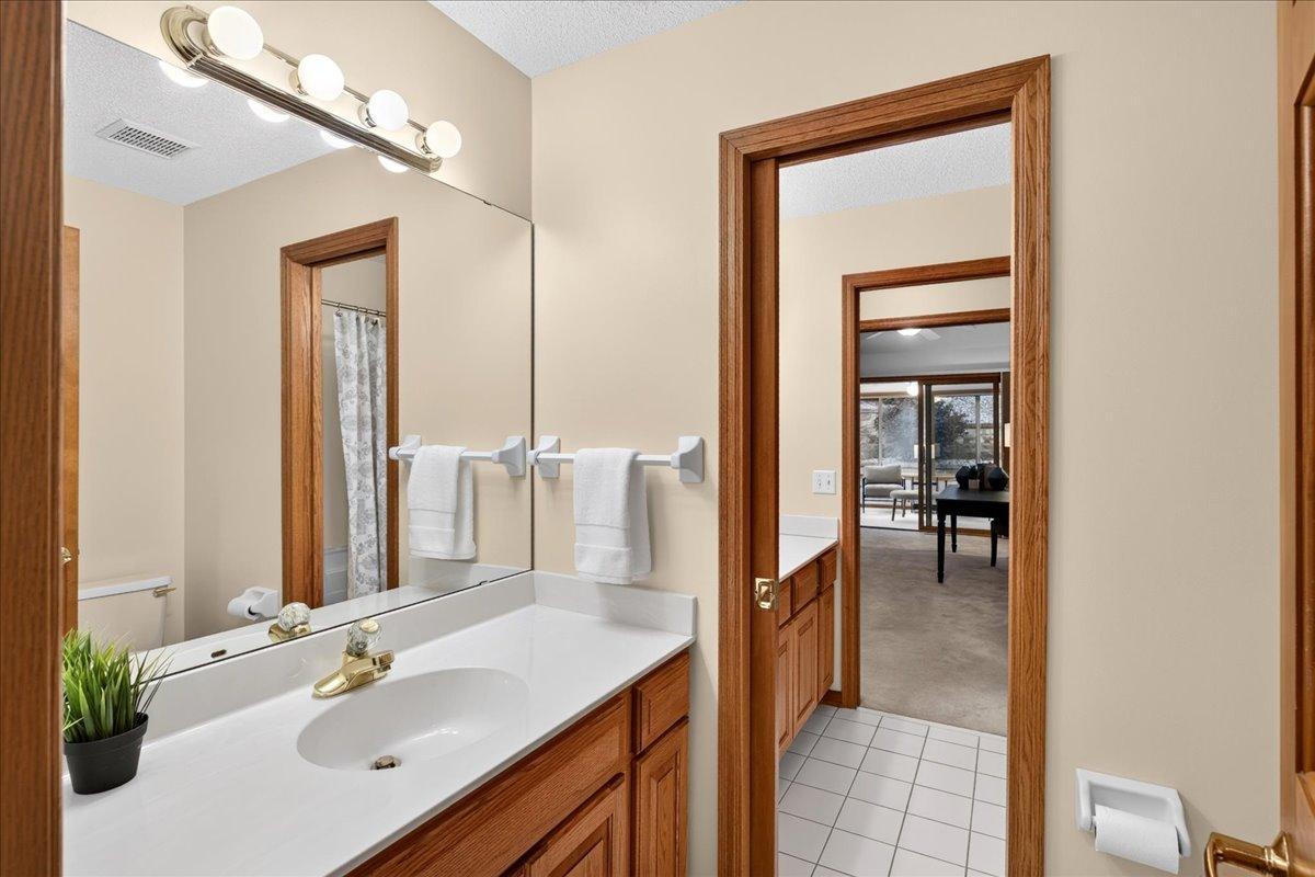 View of Residential at 4975 Lincoln Drive, Edina MN 55436, Edina (22 of 28) - Mike Wilen | Minnesota Team Real Estate