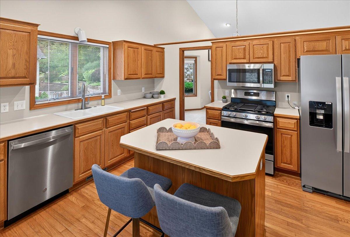 View of Residential at 4975 Lincoln Drive, Edina MN 55436, Edina (13 of 28) - Mike Wilen | Minnesota Team Real Estate