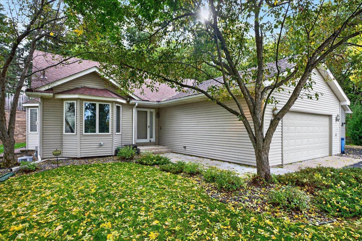 View of Twin Home at 4975 Lincoln Drive, Edina - Mike Wilen | Minnesota Team Real Estate