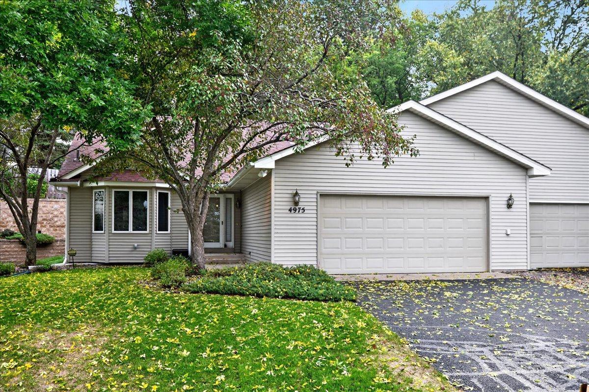 View of Residential at 4975 Lincoln Drive, Edina MN 55436, Edina (27 of 28) - Mike Wilen | Minnesota Team Real Estate