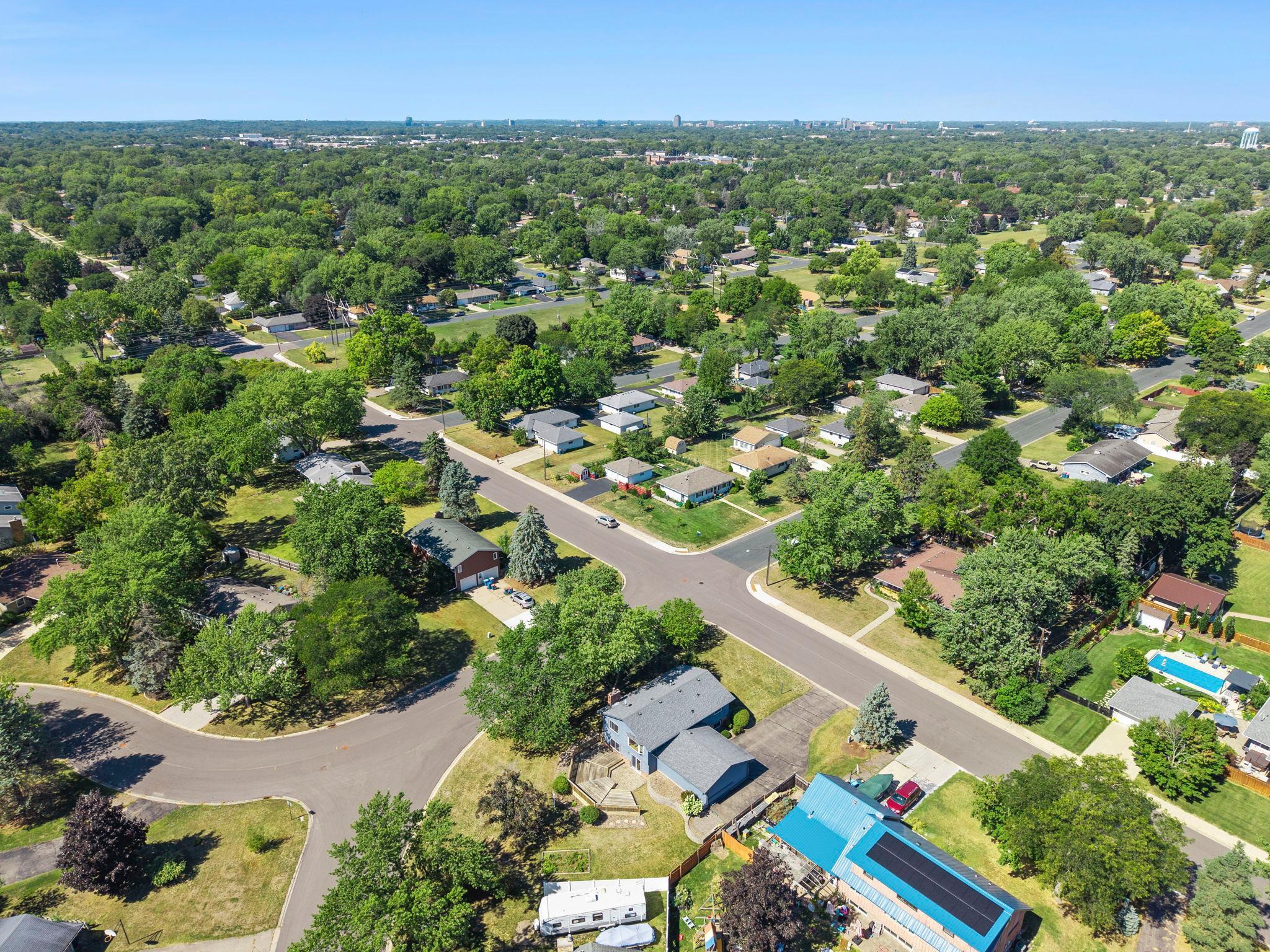 View of Residential at 801 102nd Street, Bloomington MN 55420, Bloomington (44 of 51) - Mike Wilen | Minnesota Team Real Estate