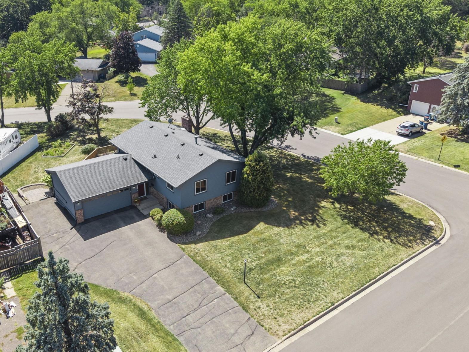 View of Residential at 801 102nd Street, Bloomington MN 55420, Bloomington (42 of 51) - Mike Wilen | Minnesota Team Real Estate