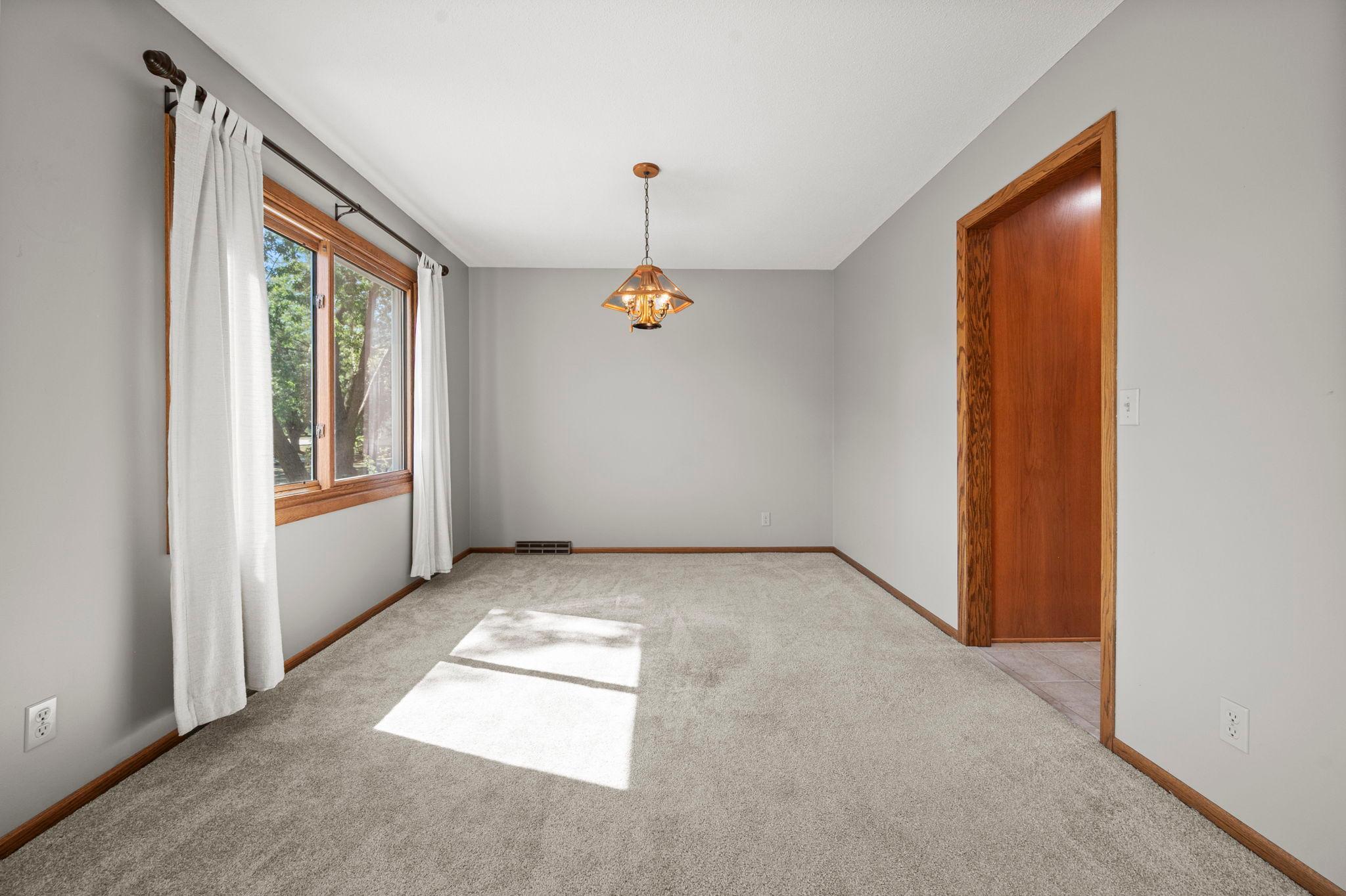 View of Residential at 801 102nd Street, Bloomington MN 55420, Bloomington (10 of 51) - Mike Wilen | Minnesota Team Real Estate