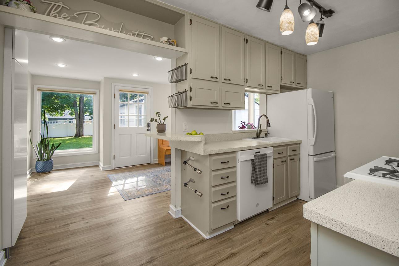 View of Residential at 2641 Kentucky Avenue, Saint Louis Park MN 55426, Saint Louis Park (6 of 40) - Mike Wilen | Minnesota Team Real Estate