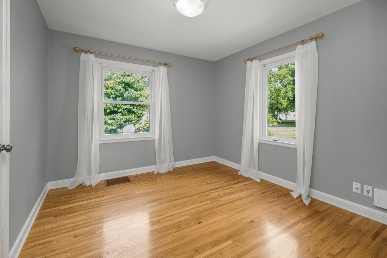 View of Residential at 2641 Kentucky Avenue, Saint Louis Park MN 55426, Saint Louis Park (16 of 40) - Mike Wilen | Minnesota Team Real Estate